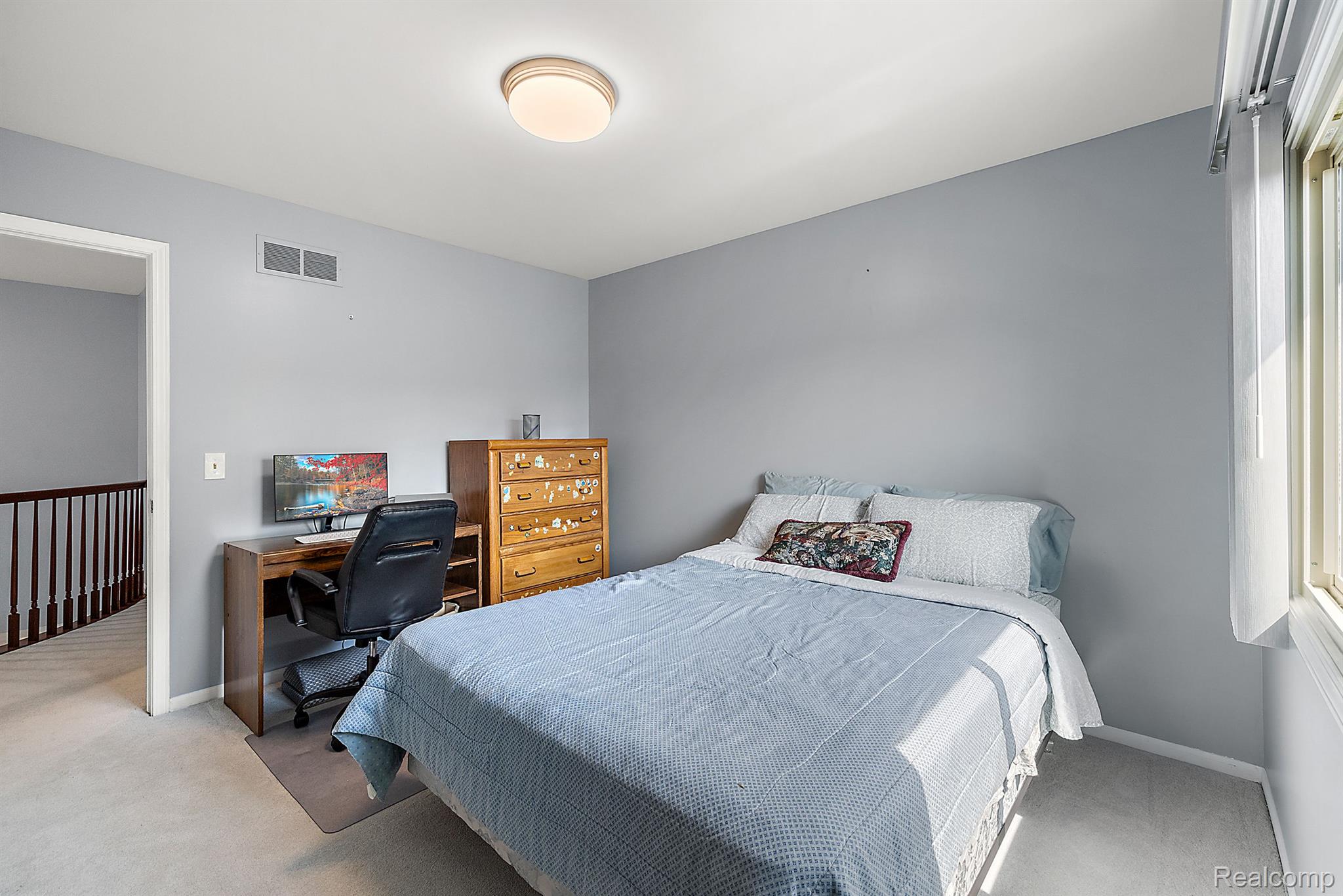 1253 ROTHWELL Drive