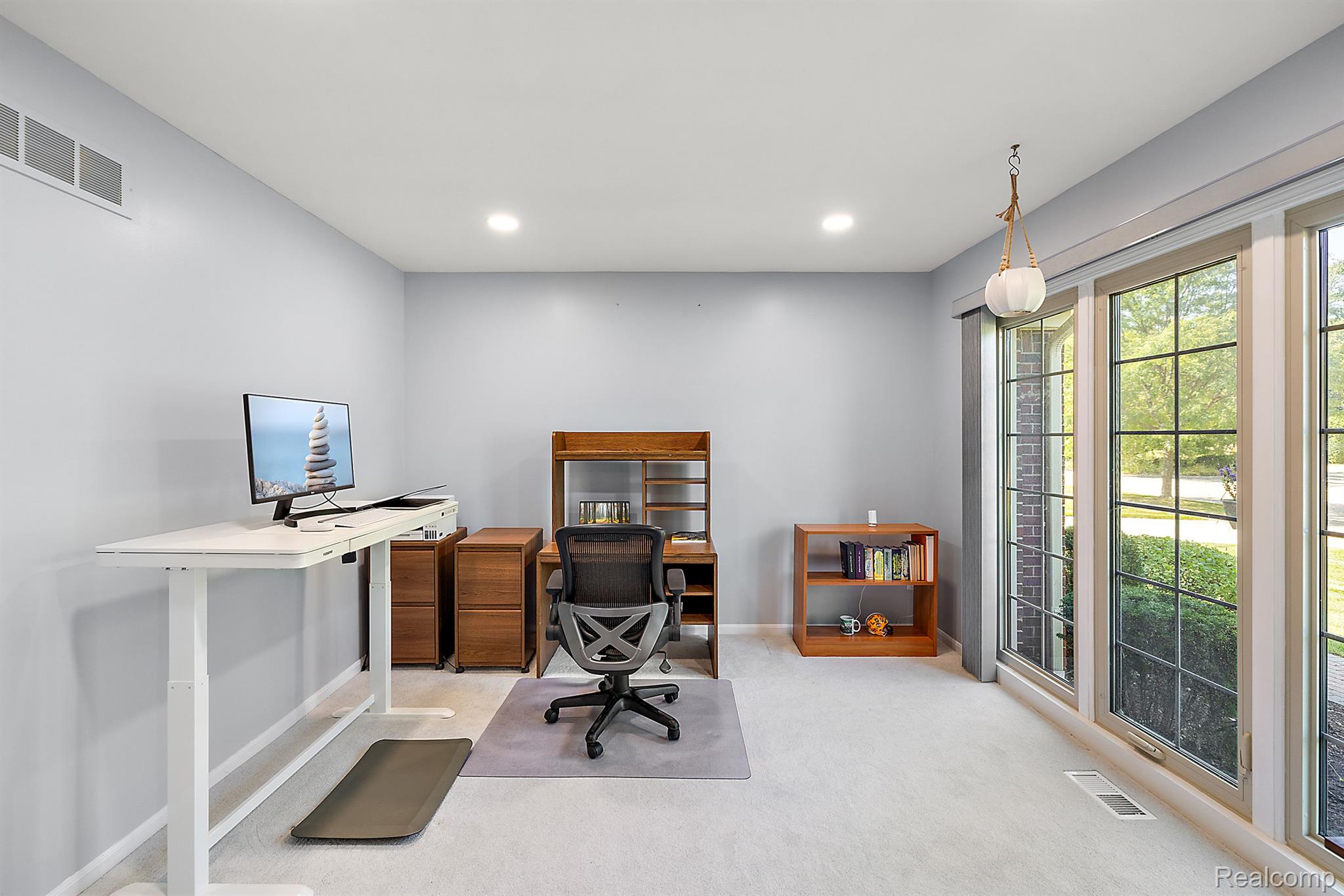 1253 ROTHWELL Drive