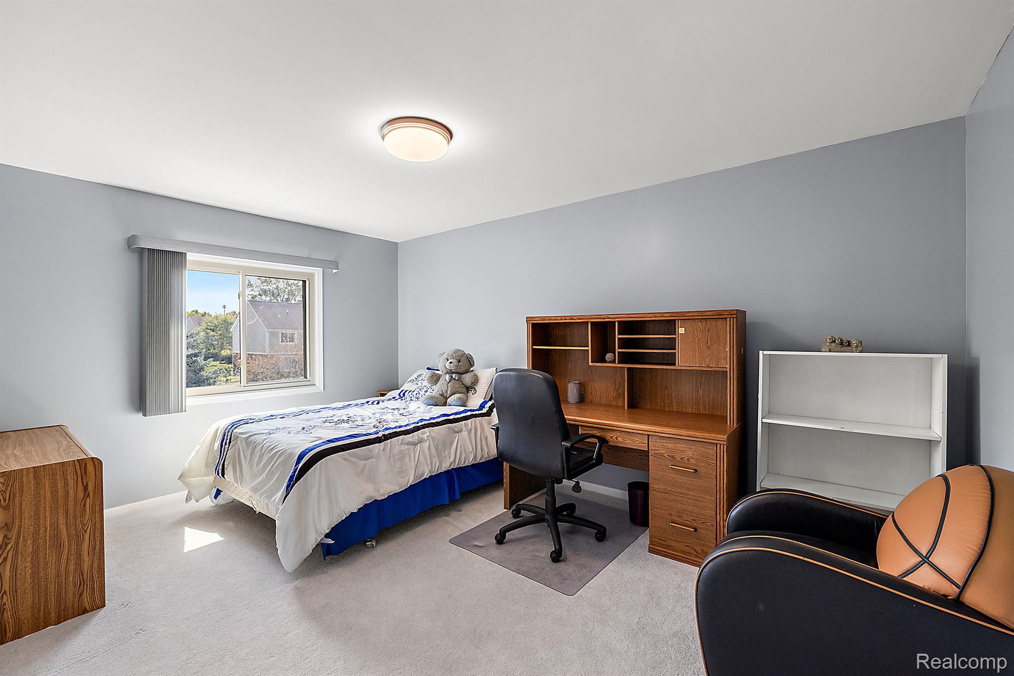 1253 ROTHWELL Drive