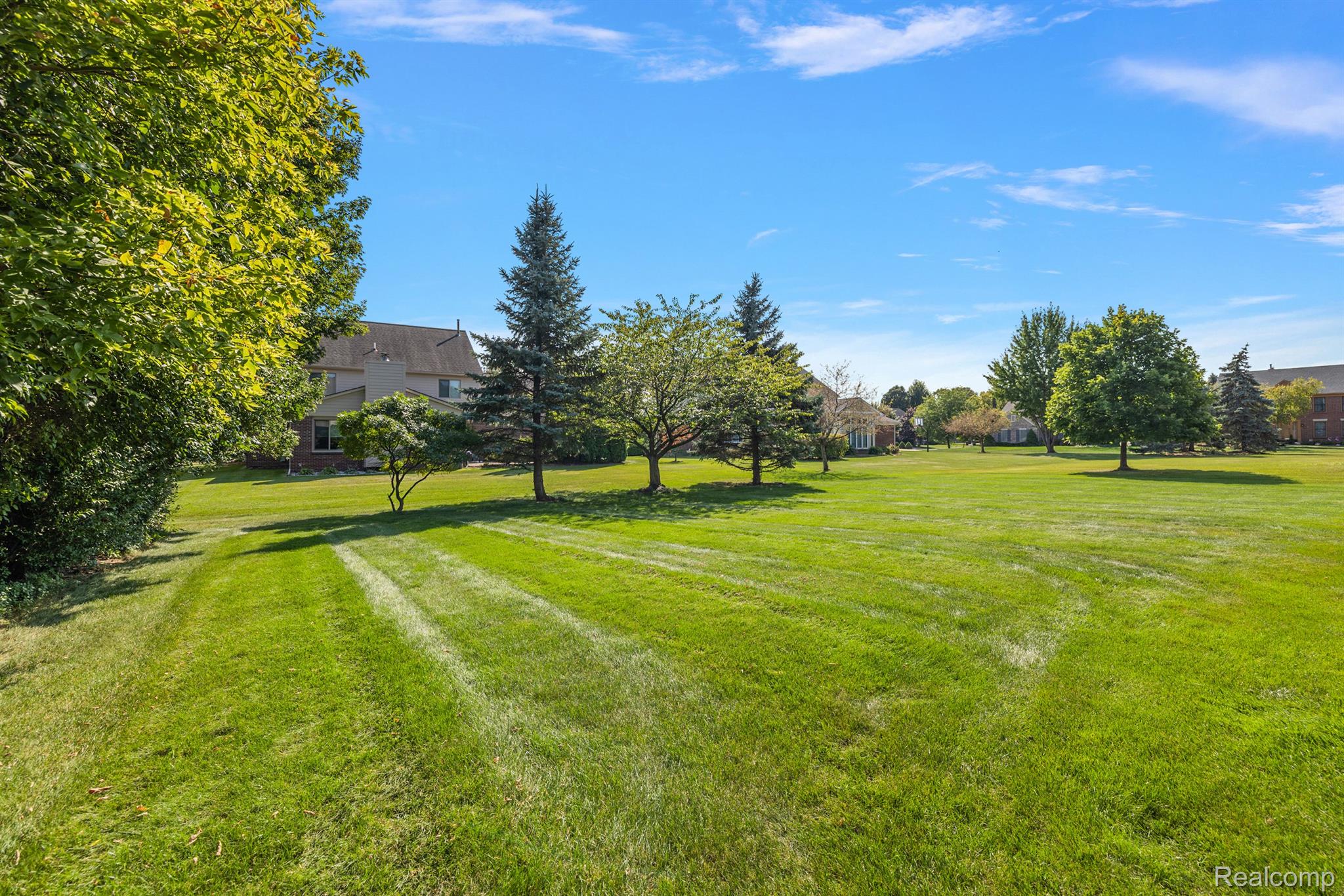 1253 ROTHWELL Drive