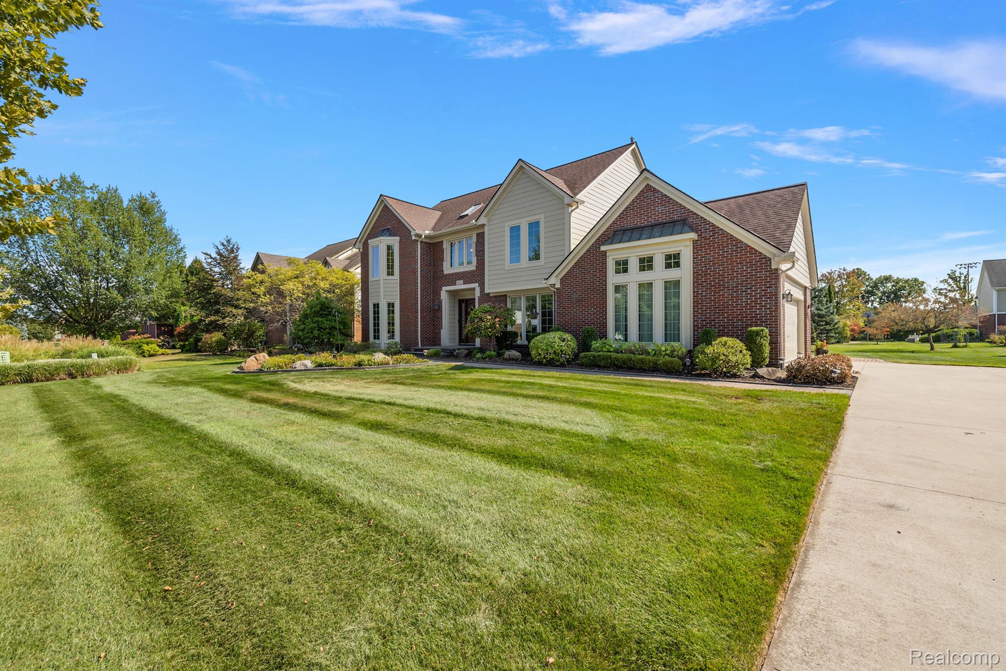 1253 ROTHWELL Drive