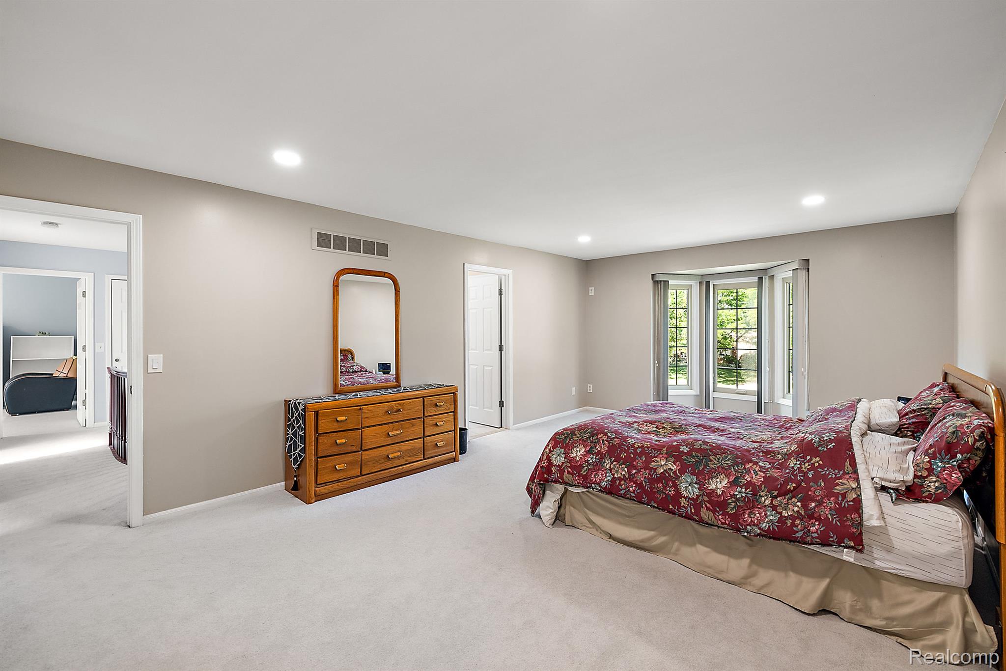 1253 ROTHWELL Drive