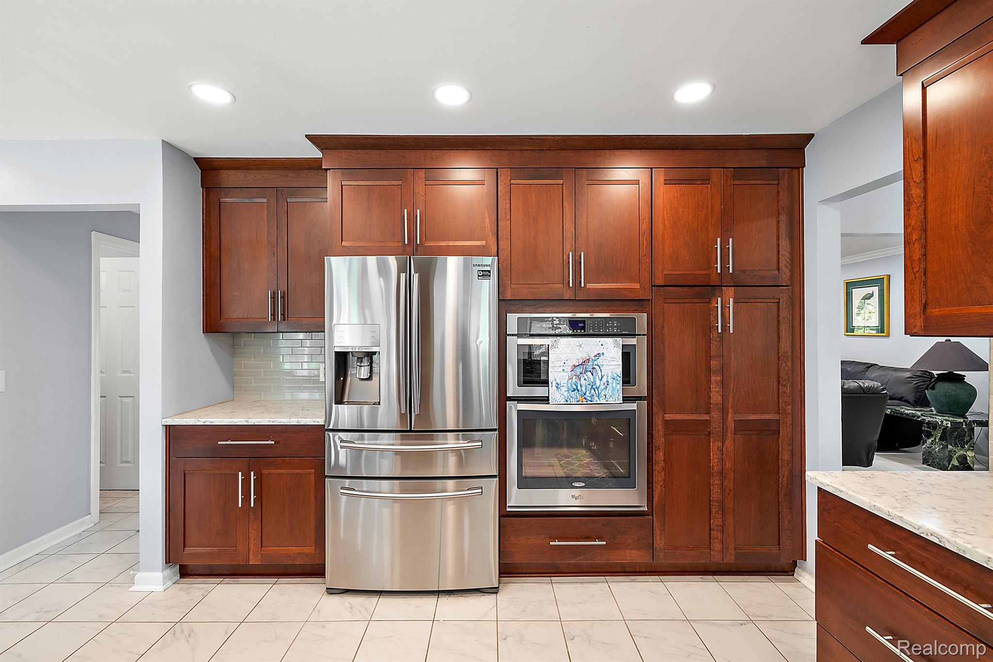 1253 ROTHWELL Drive
