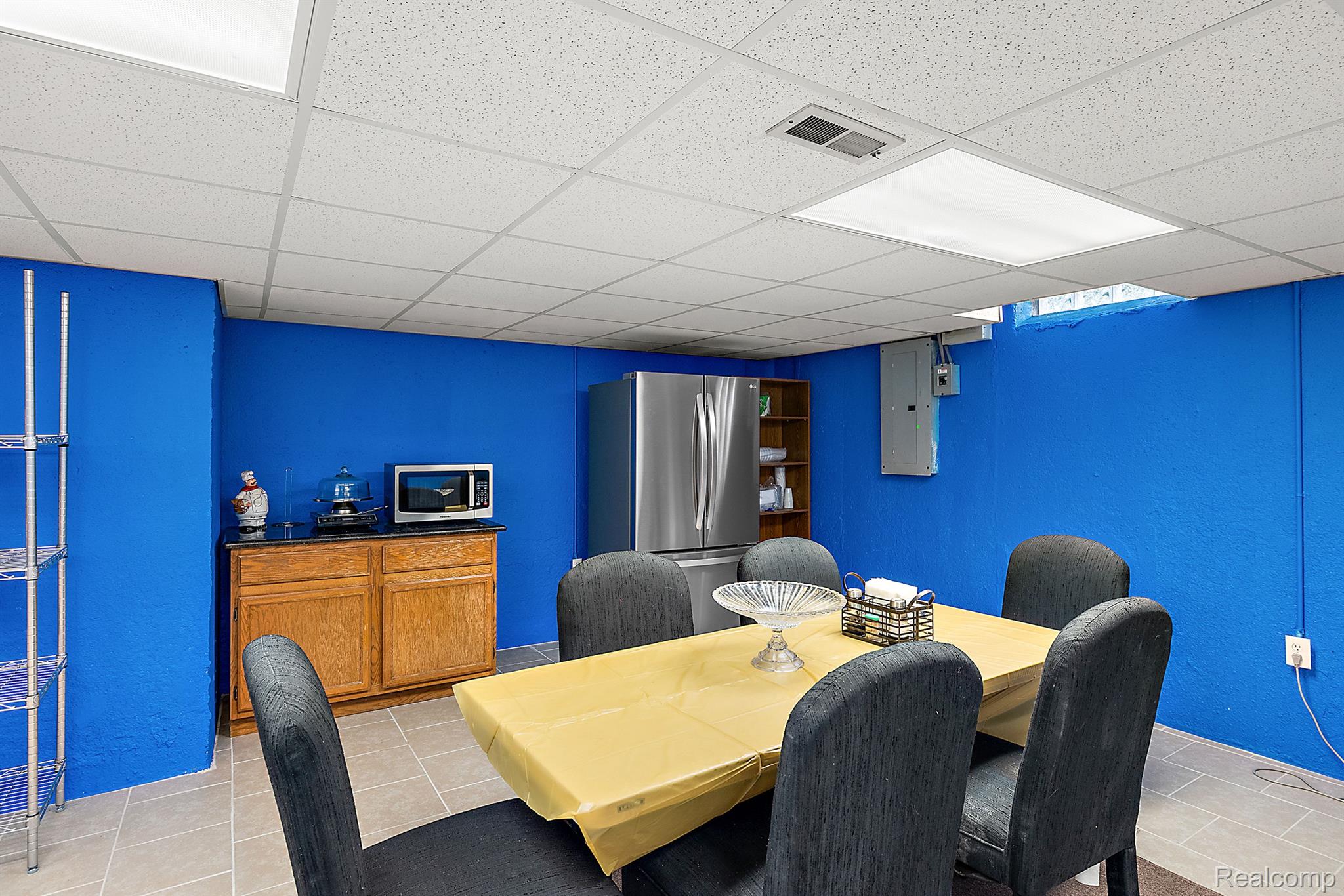 1253 ROTHWELL Drive