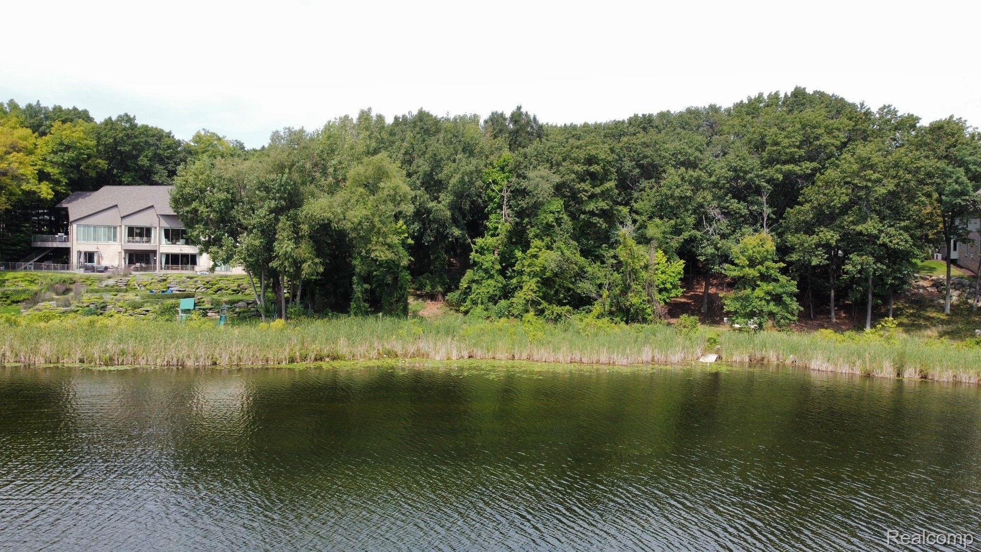 1729 HERON RIDGE Drive