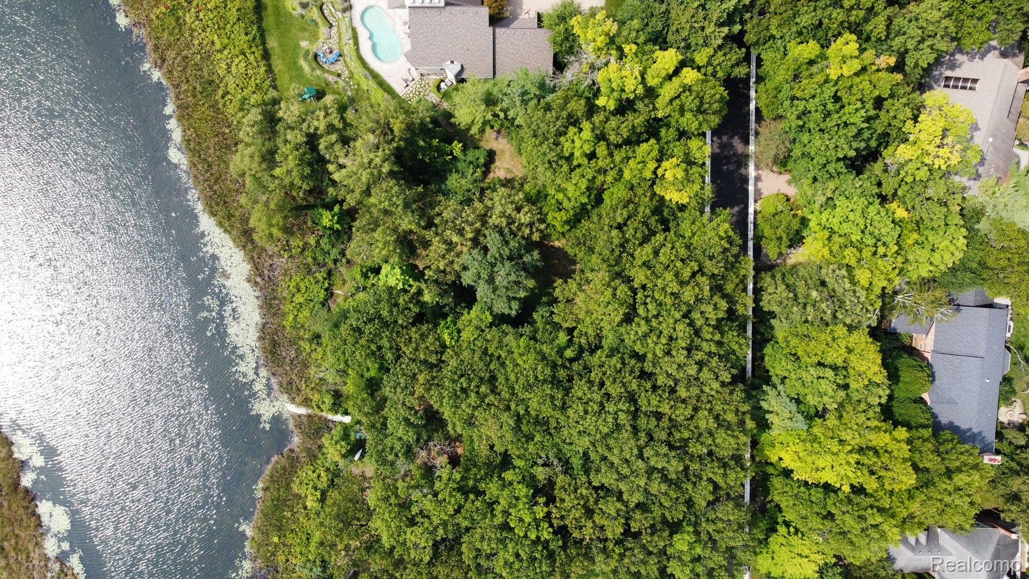 1729 HERON RIDGE Drive