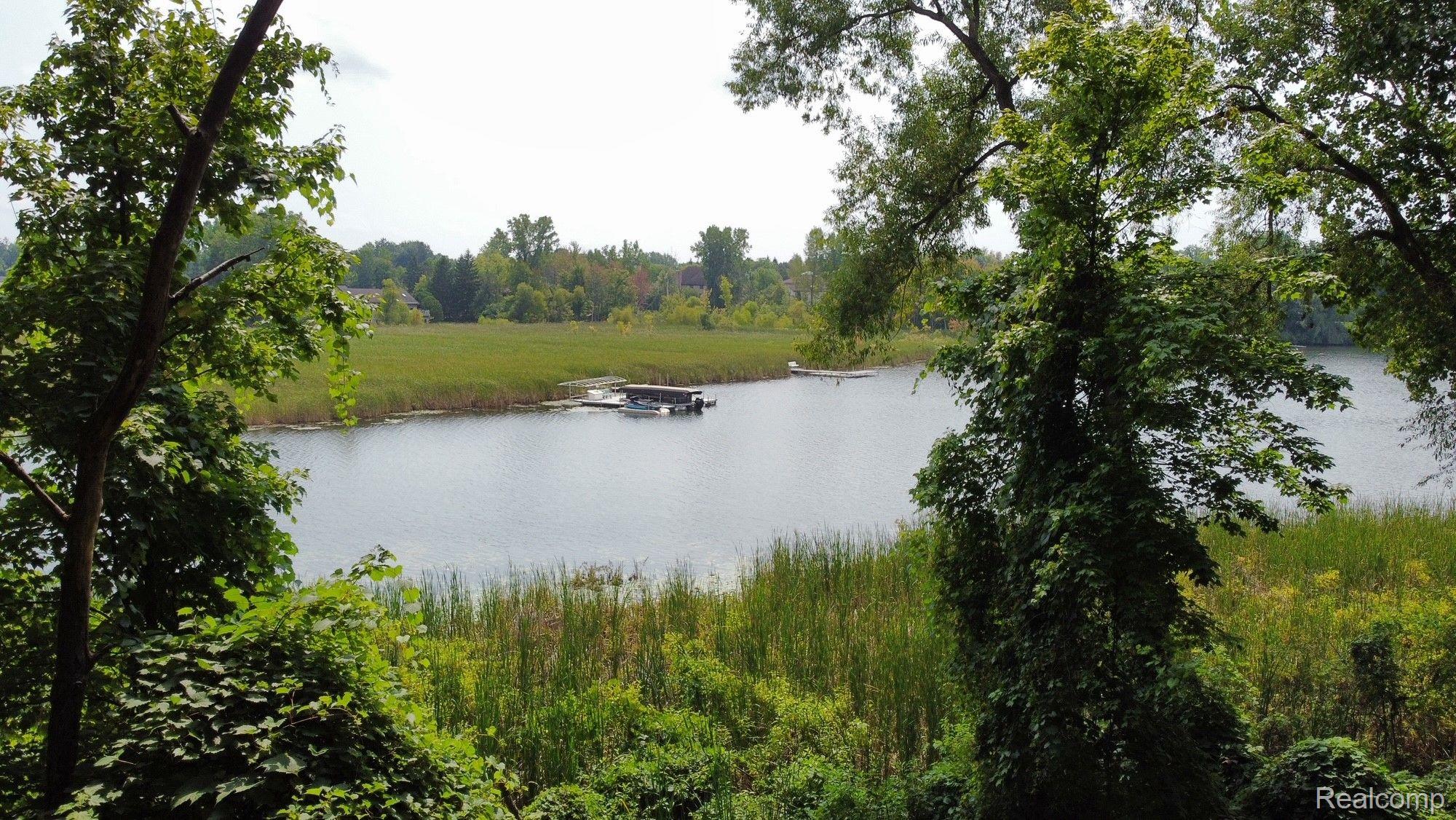 1729 HERON RIDGE Drive