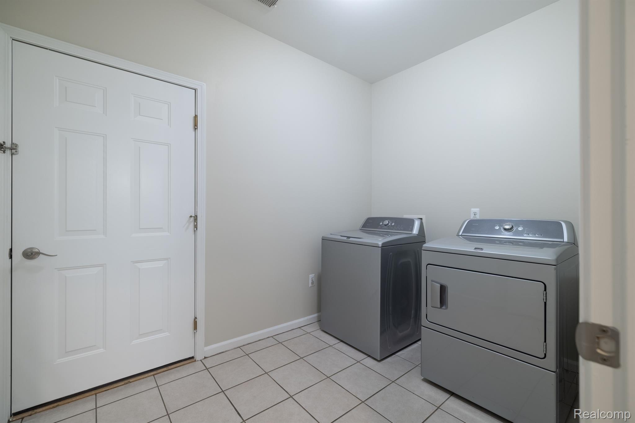 14438 Shadywood Drive