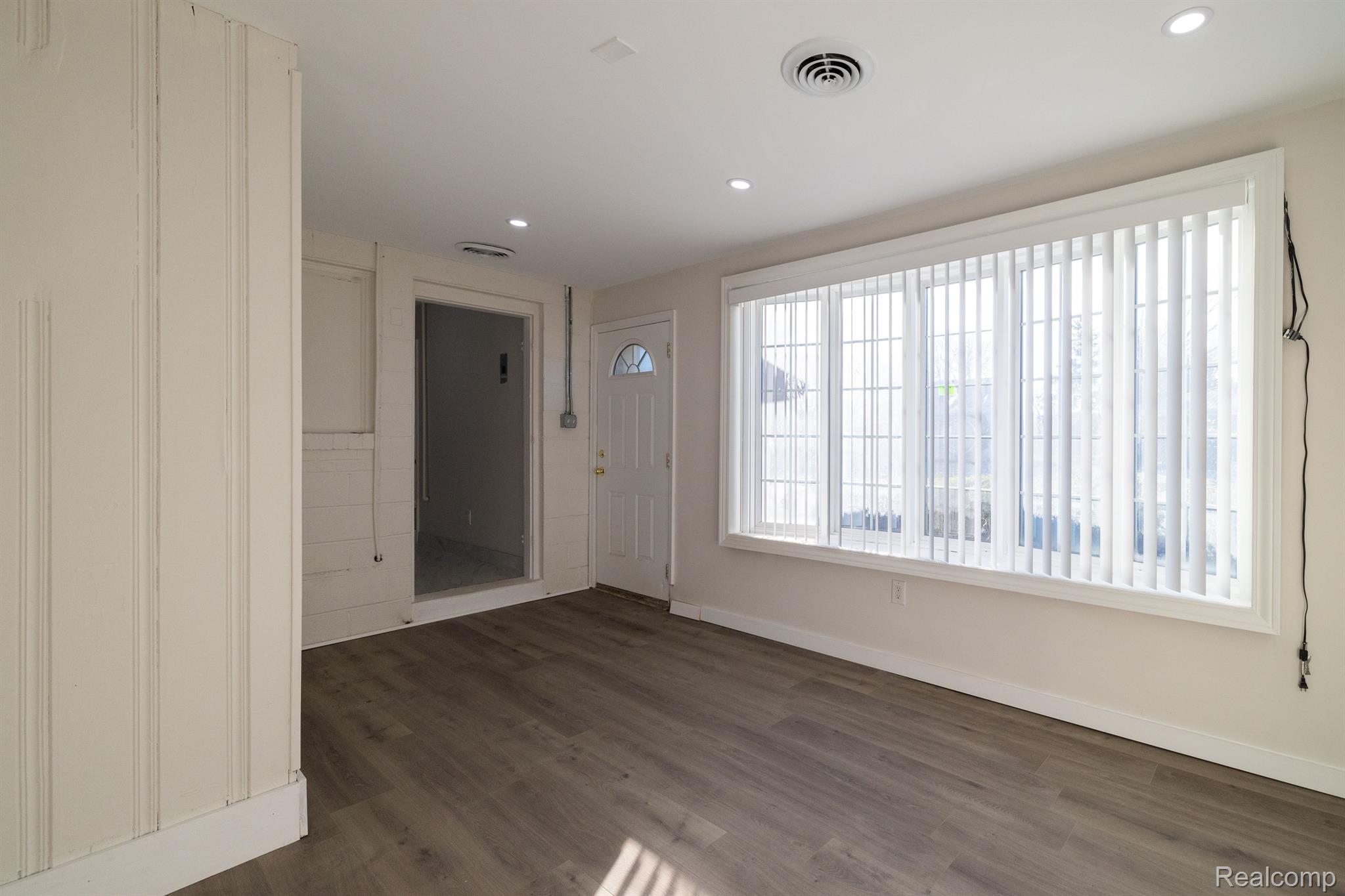 18091 Rosetta Avenue