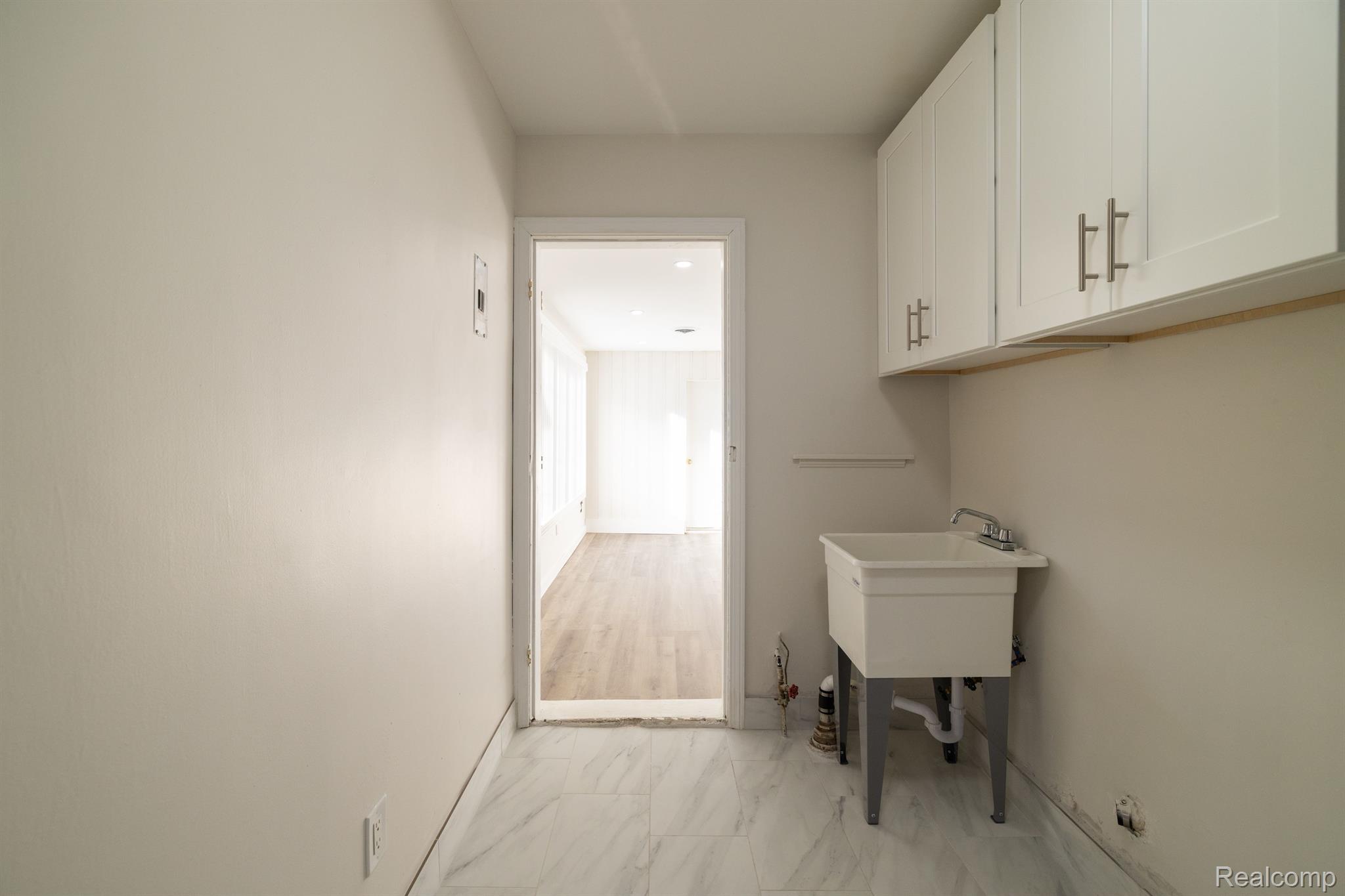 18091 Rosetta Avenue