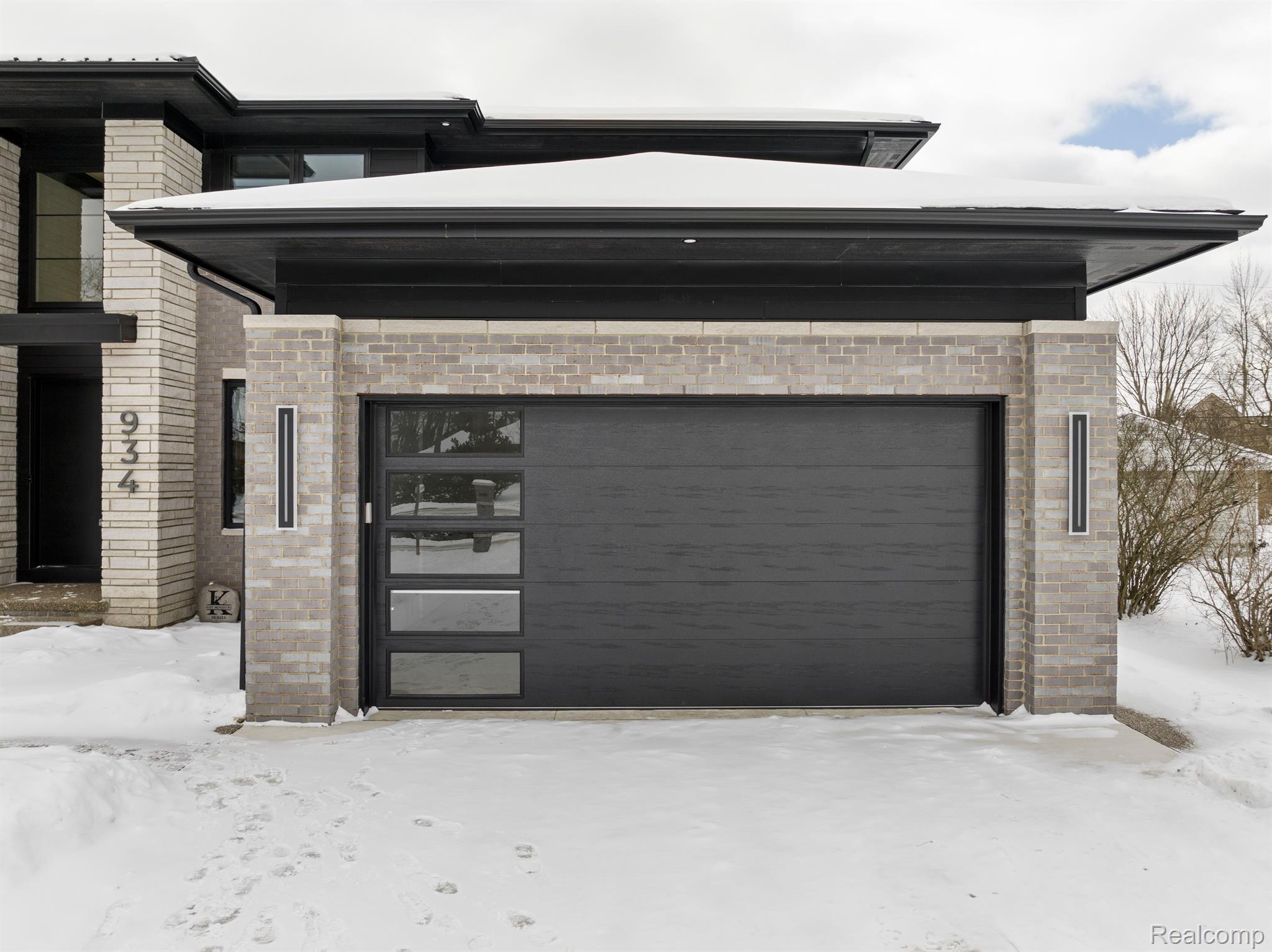 934 Marengo Drive