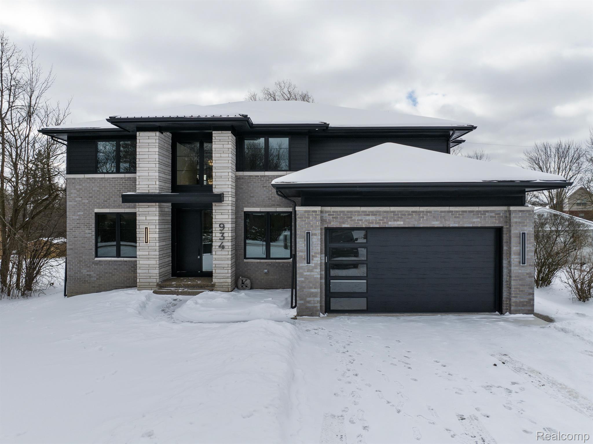 934 Marengo Drive