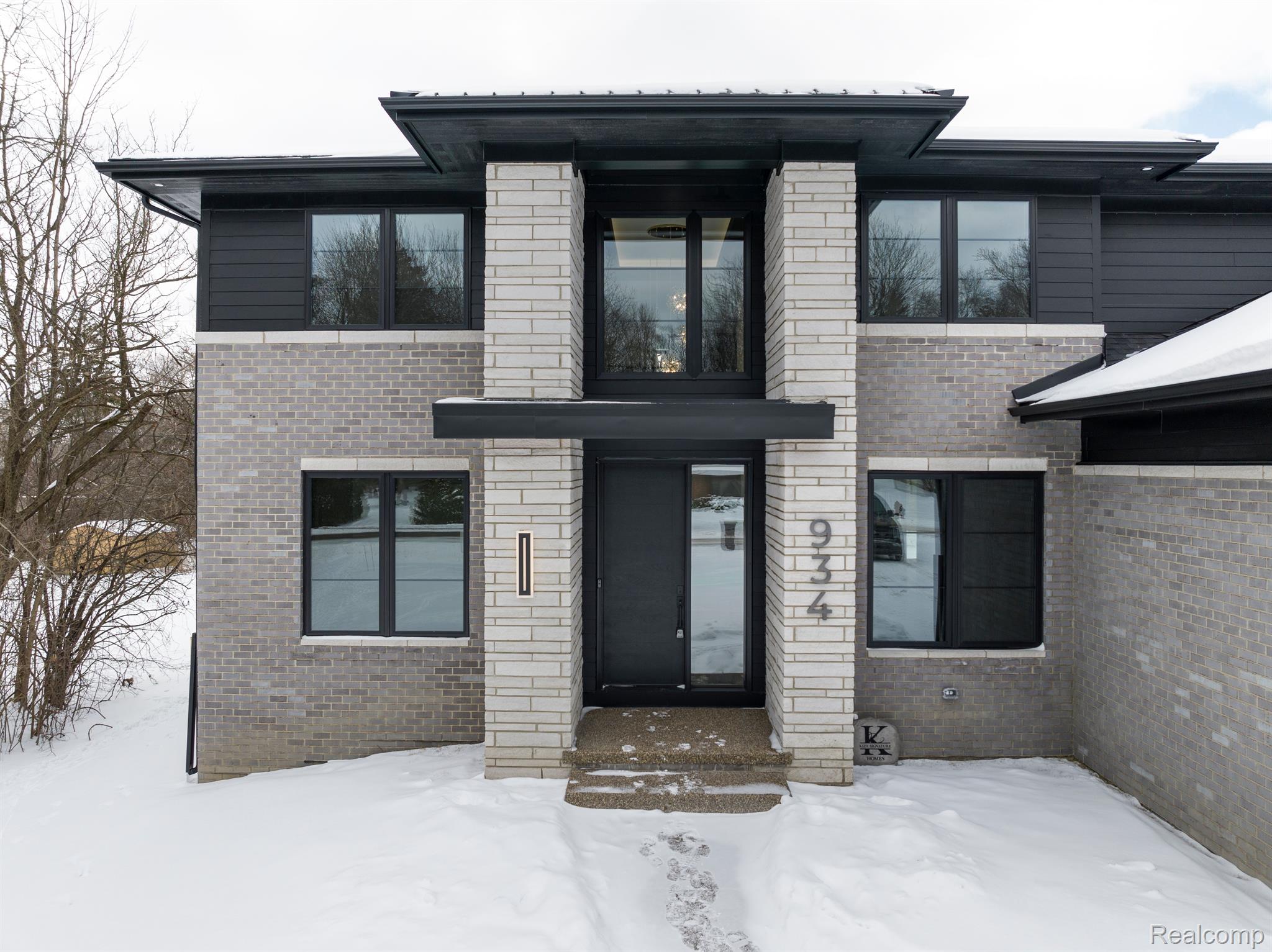 934 Marengo Drive