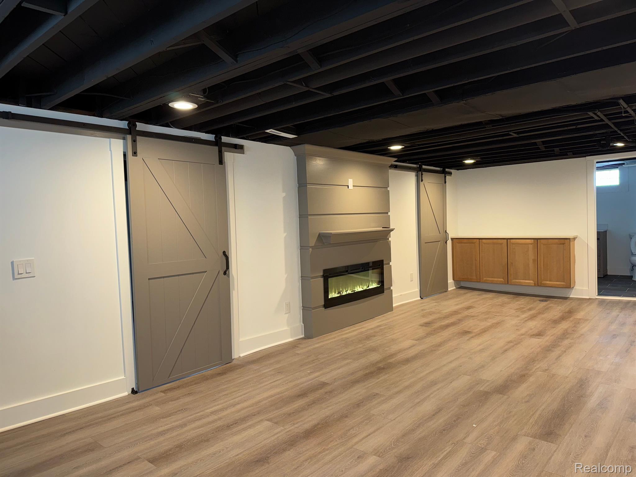 29710 ROSEMONT Street