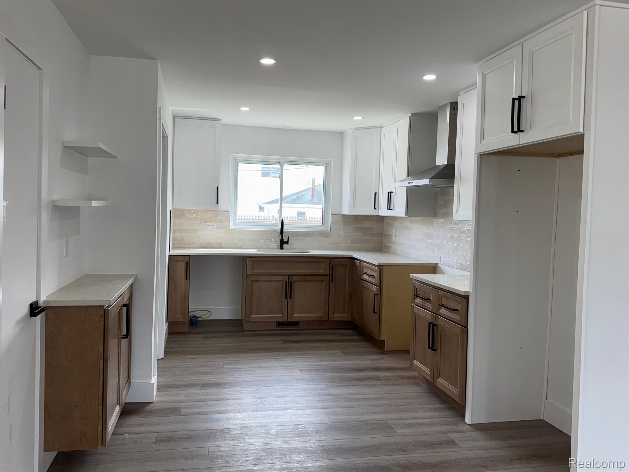 29710 ROSEMONT Street