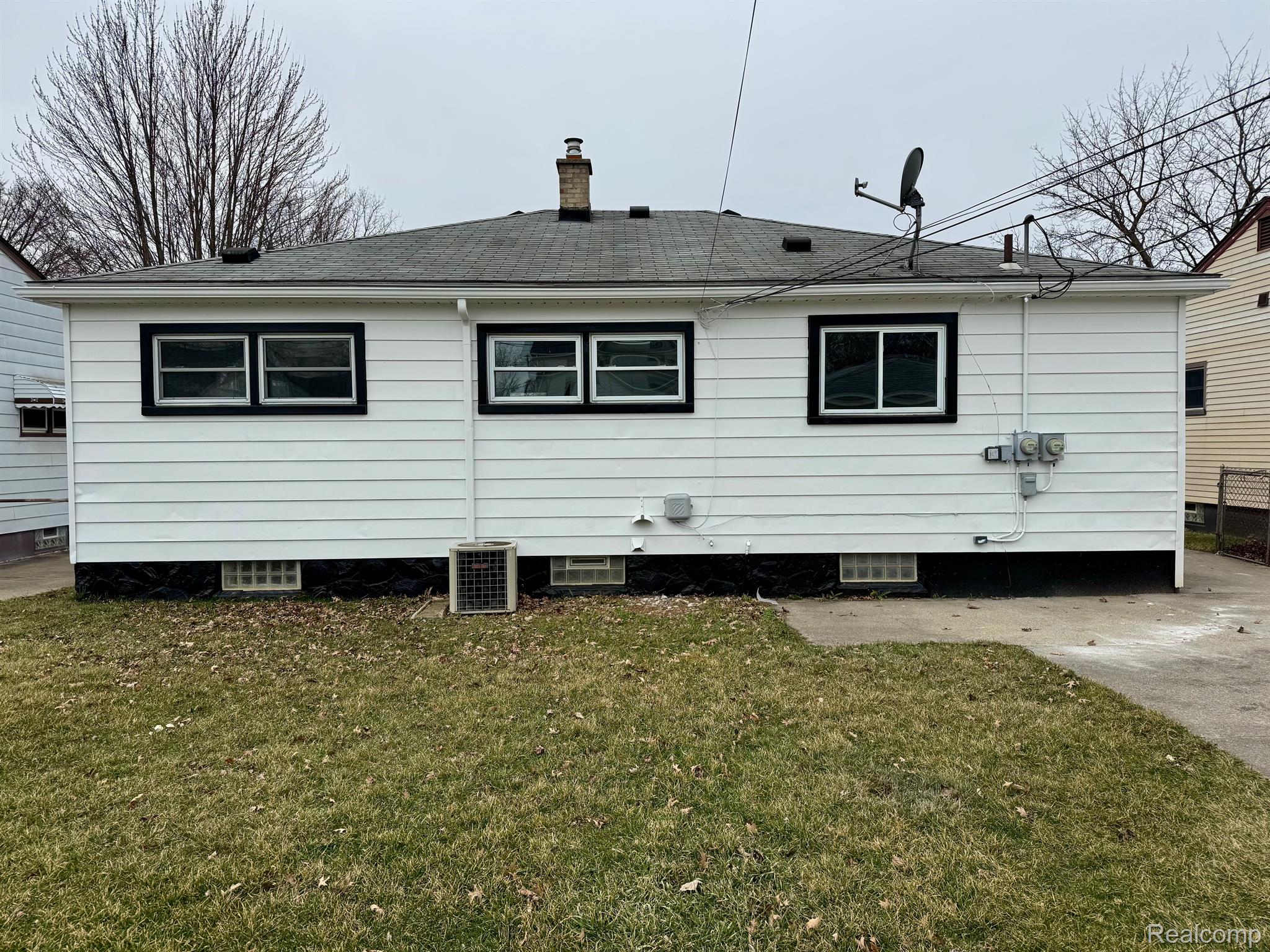 29710 ROSEMONT Street