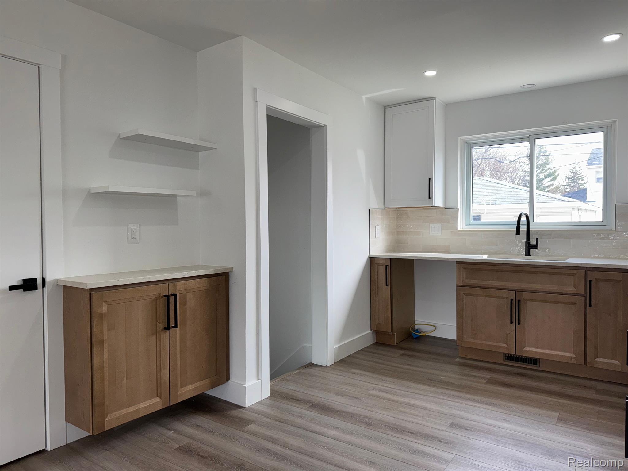 29710 ROSEMONT Street