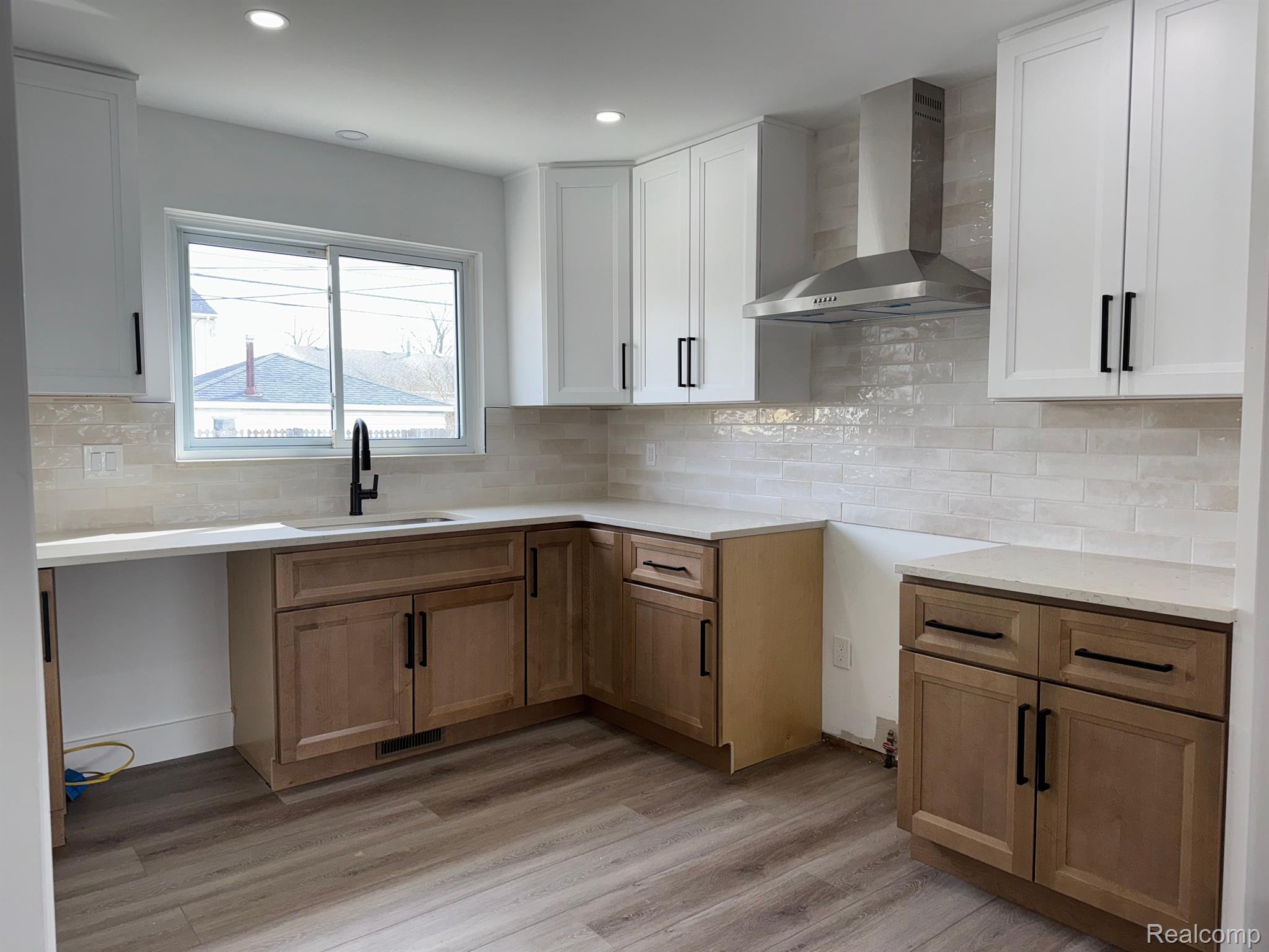 29710 ROSEMONT Street