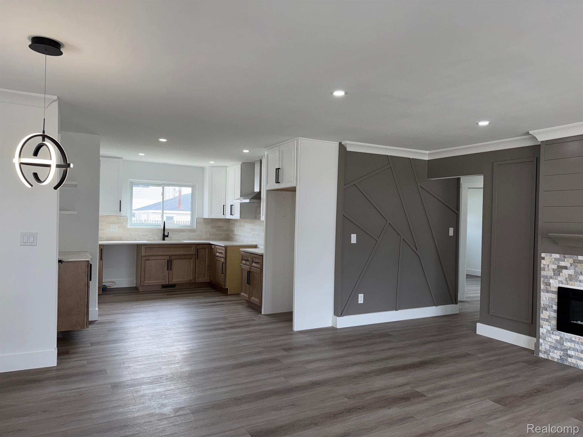 29710 ROSEMONT Street