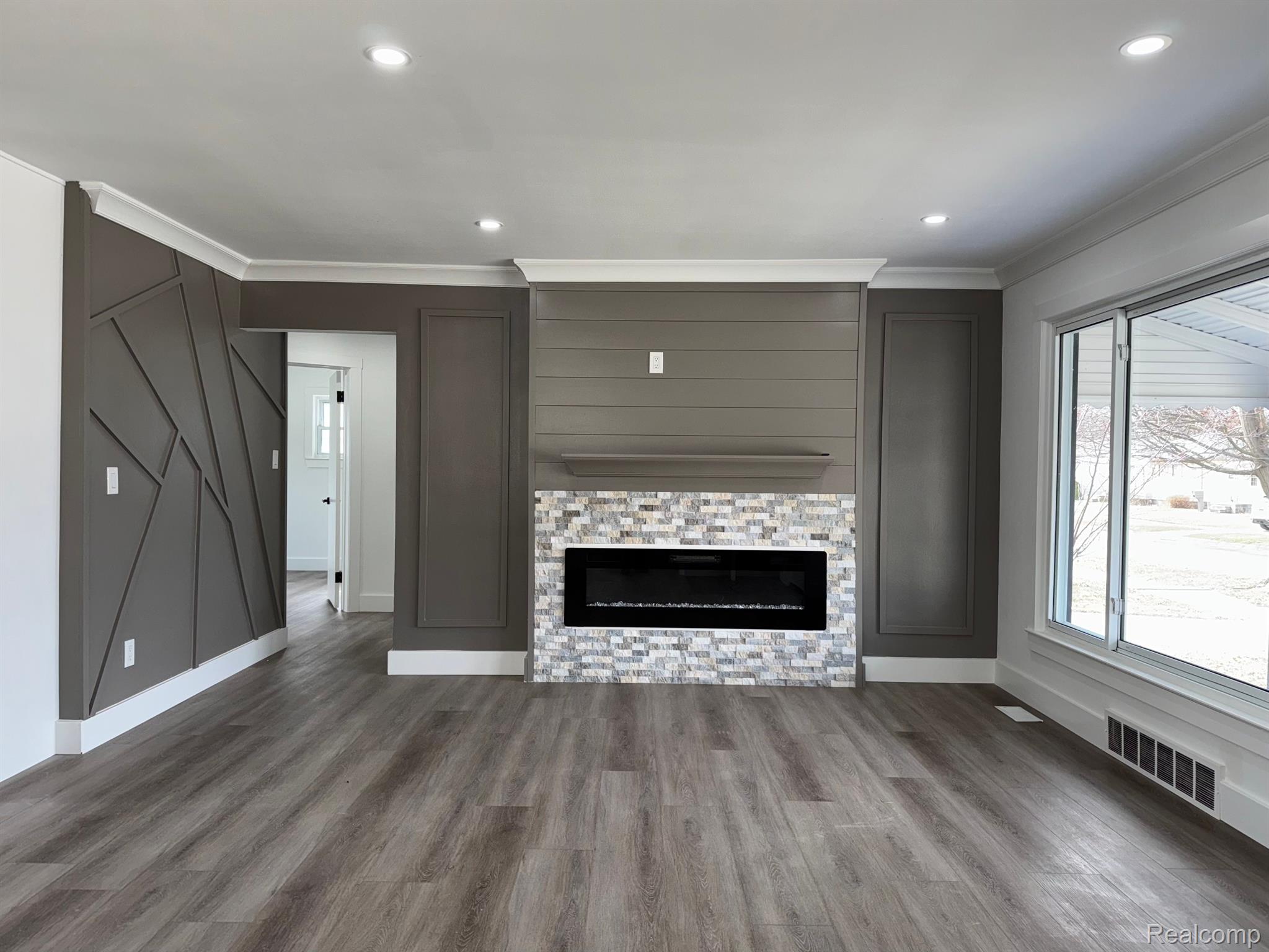 29710 ROSEMONT Street