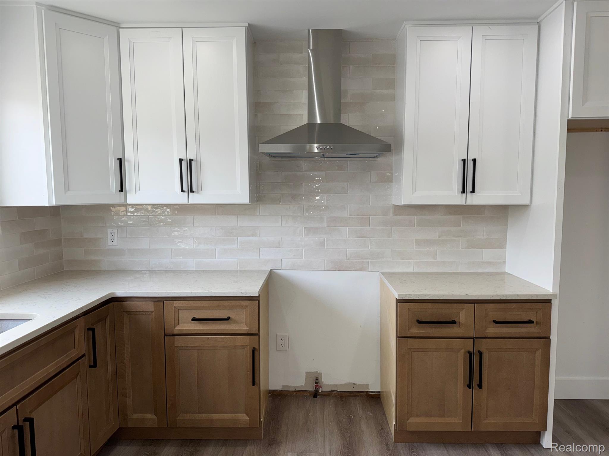 29710 ROSEMONT Street