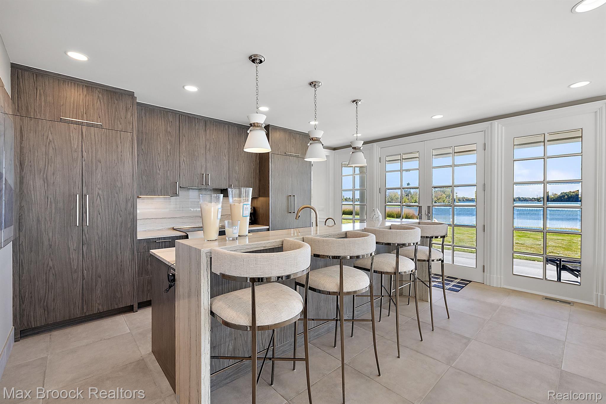 3251 W Shore Drive