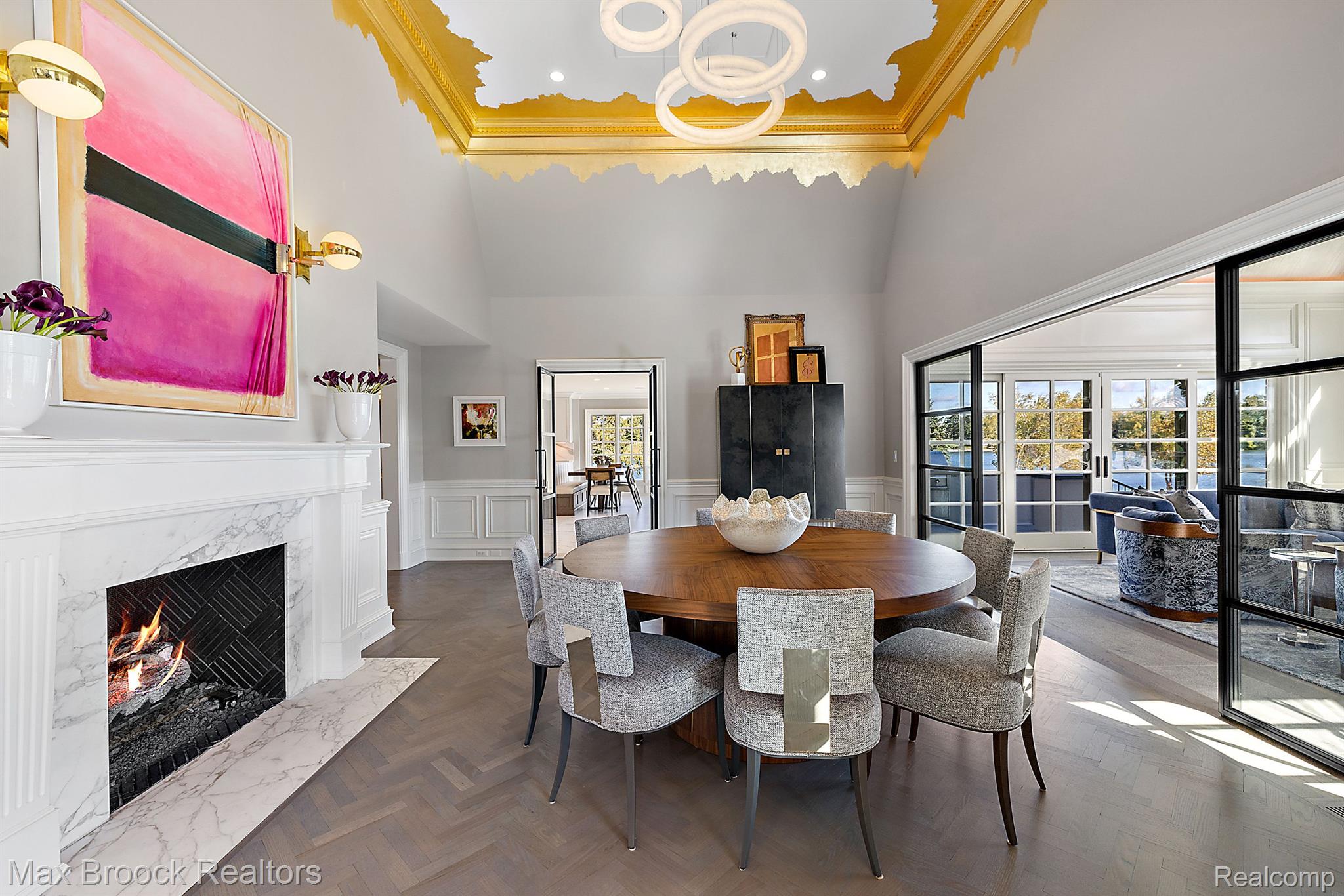 3251 W Shore Drive