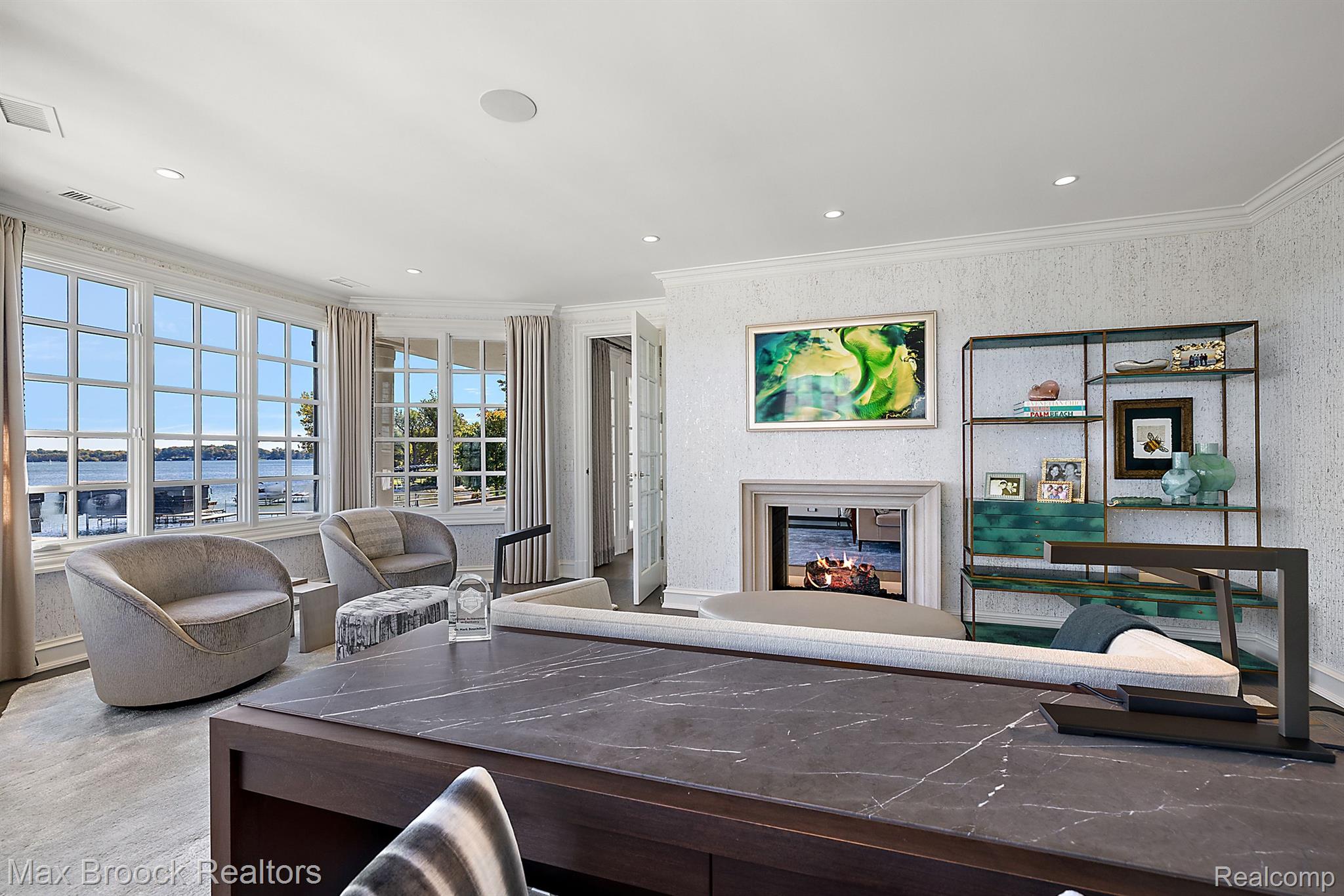 3251 W Shore Drive