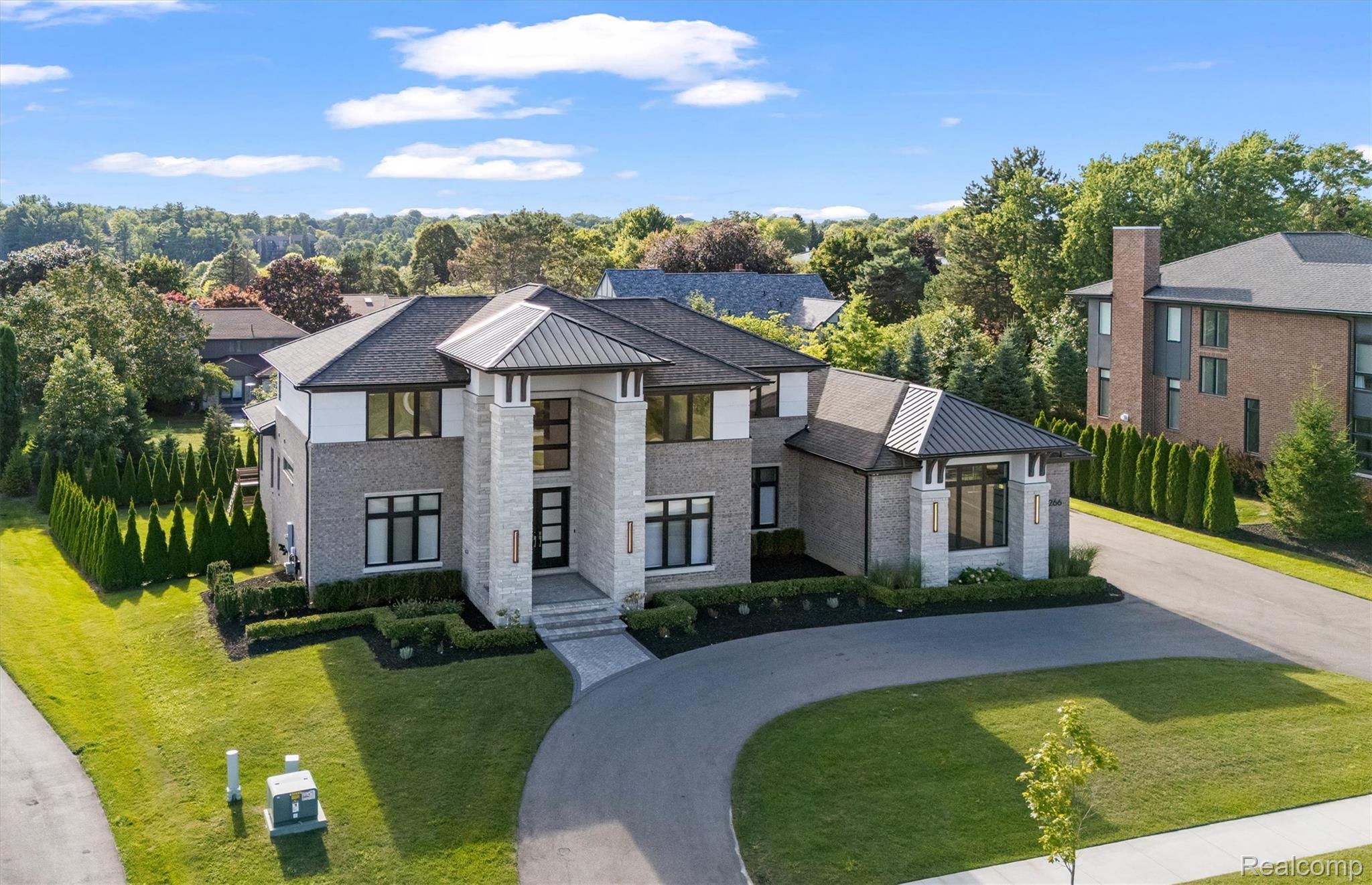 3266 BARON Drive