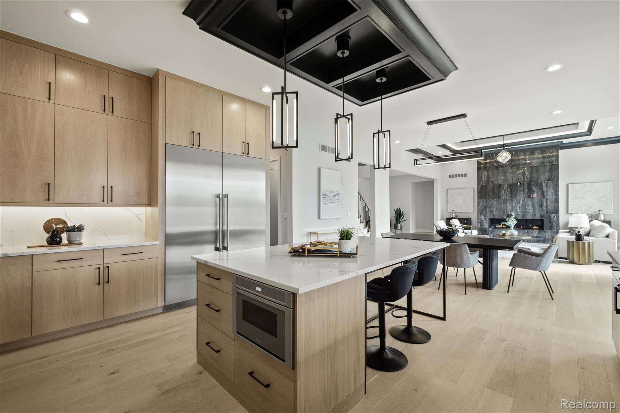 3266 BARON Drive