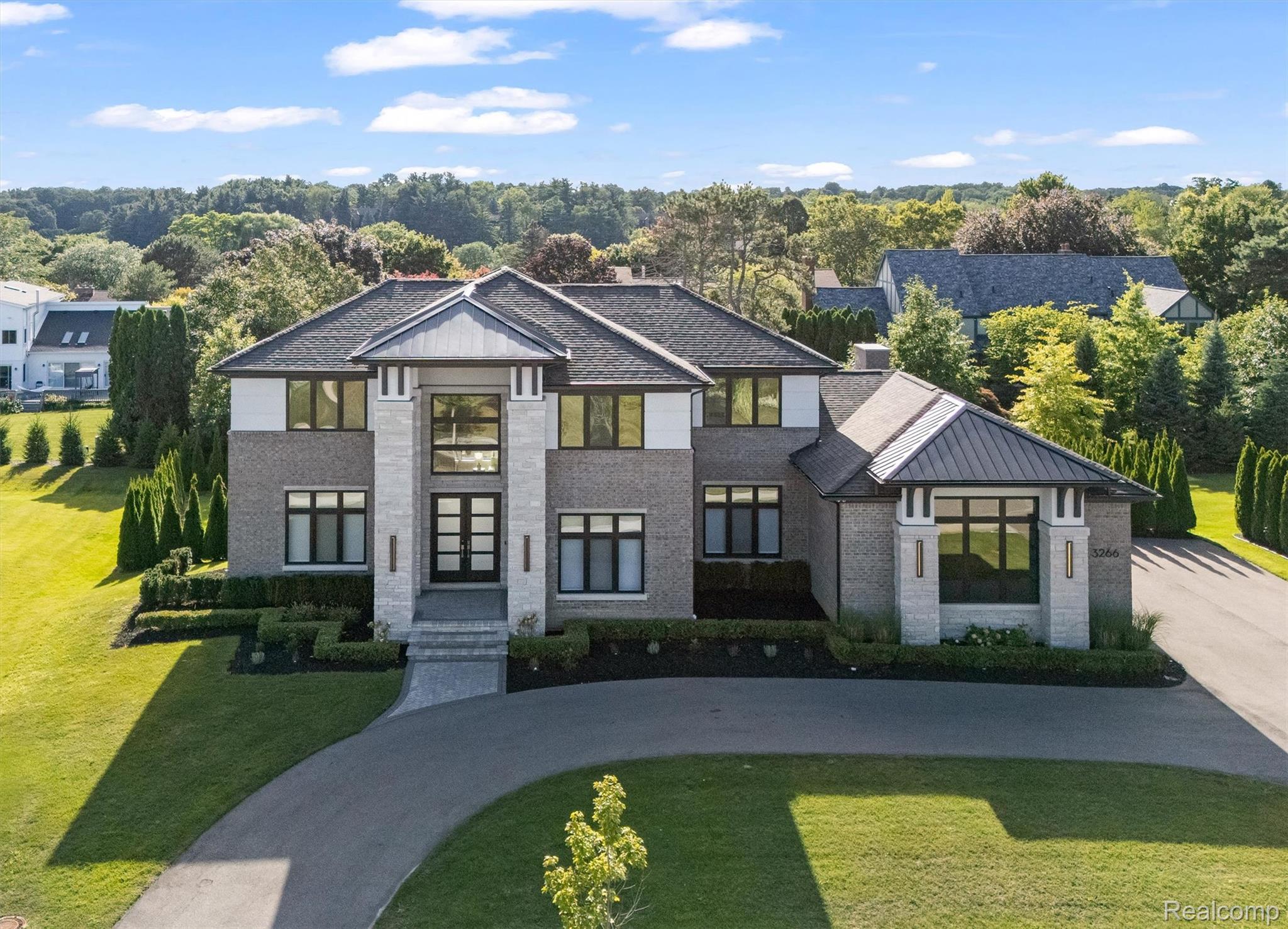 3266 BARON Drive