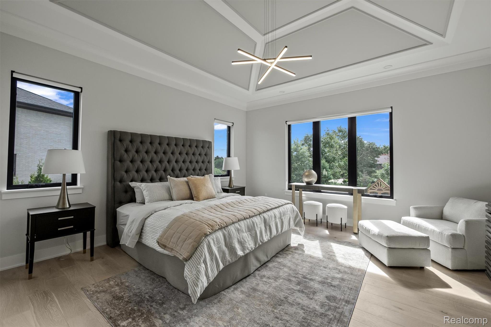 3266 BARON Drive