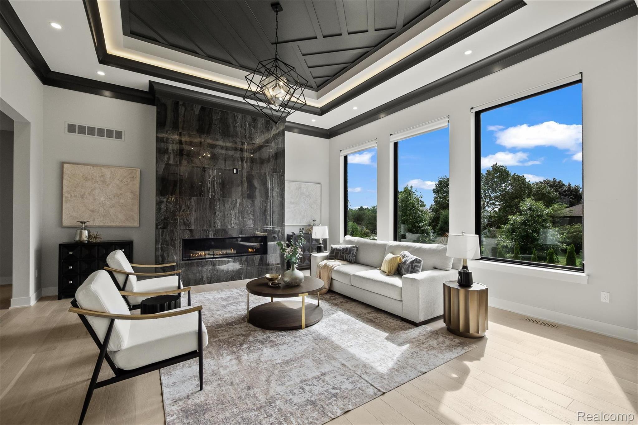 3266 BARON Drive