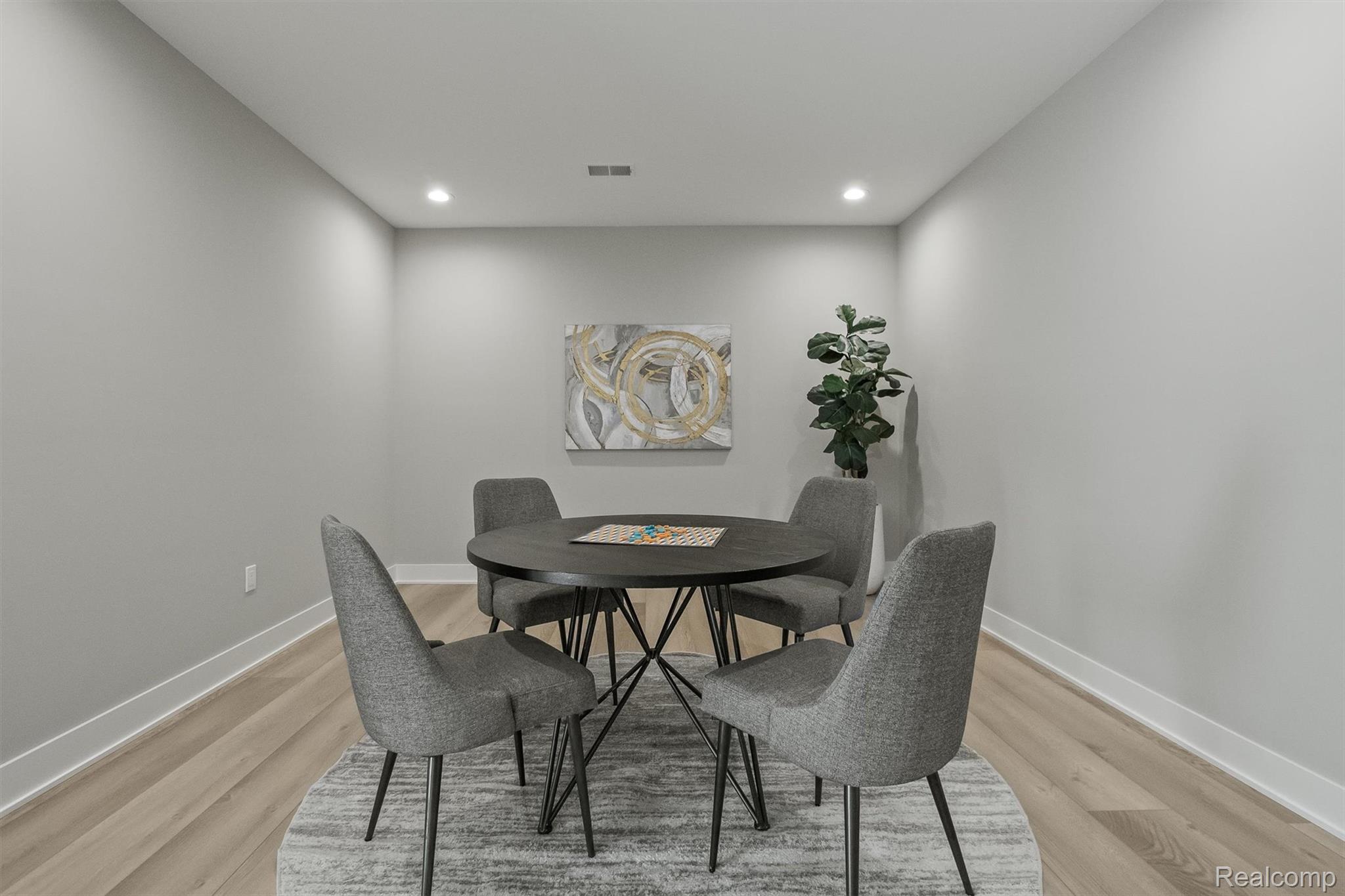 3266 BARON Drive