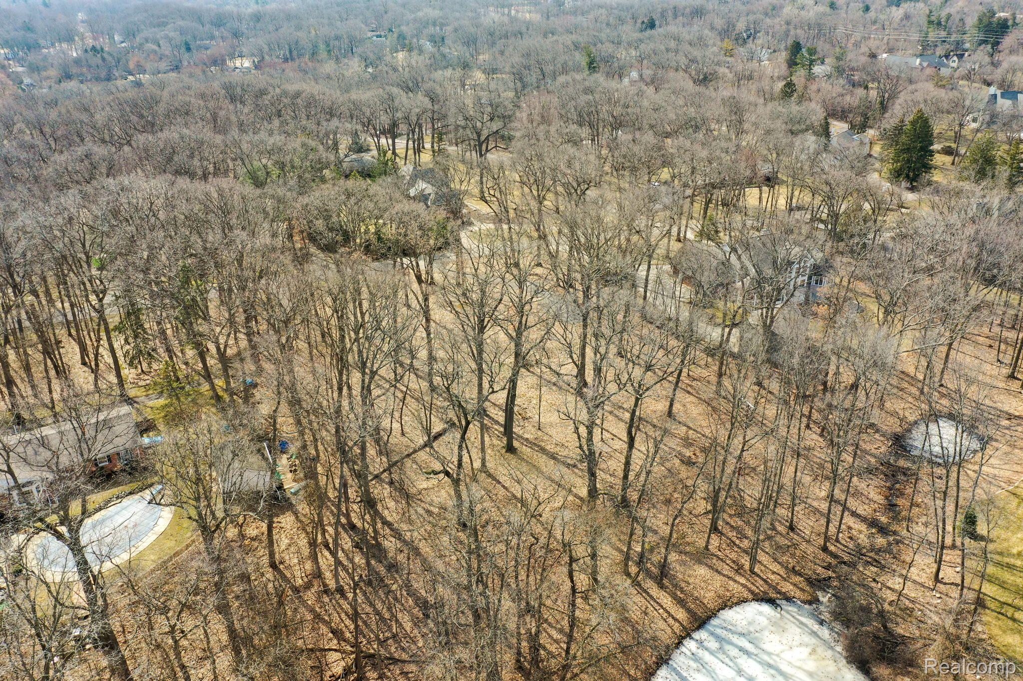 851 HIGHWOOD Drive