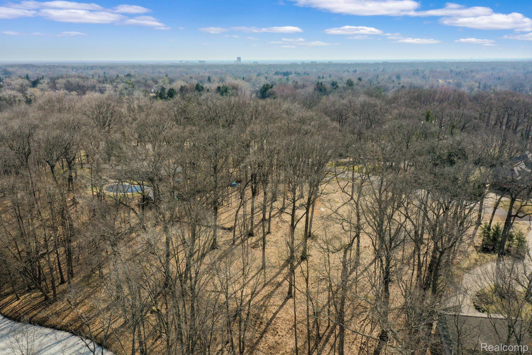 851 HIGHWOOD Drive
