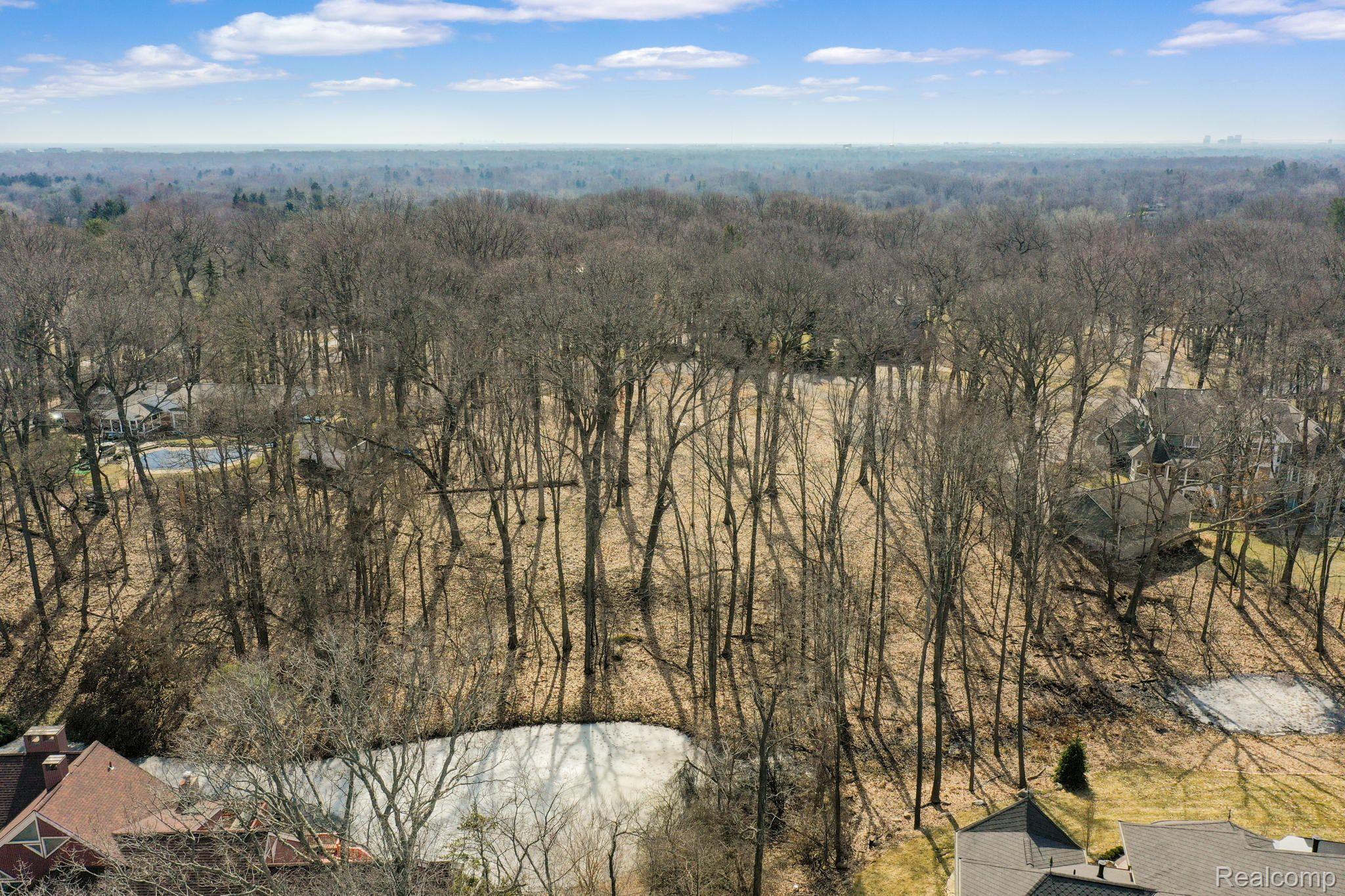 851 HIGHWOOD Drive