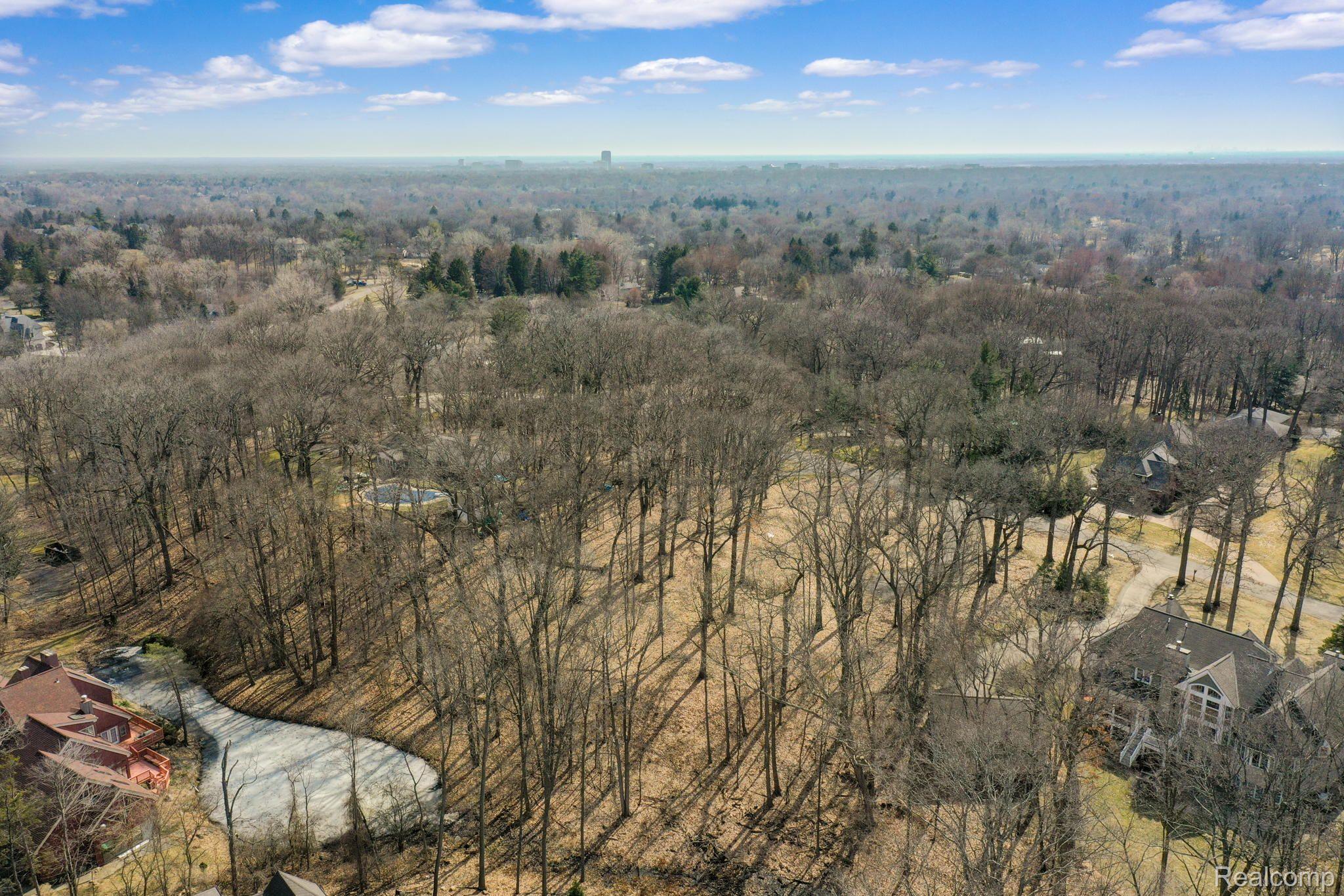 851 HIGHWOOD Drive