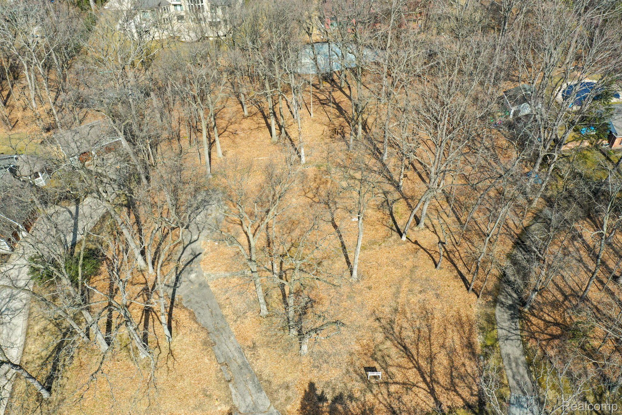 851 HIGHWOOD Drive