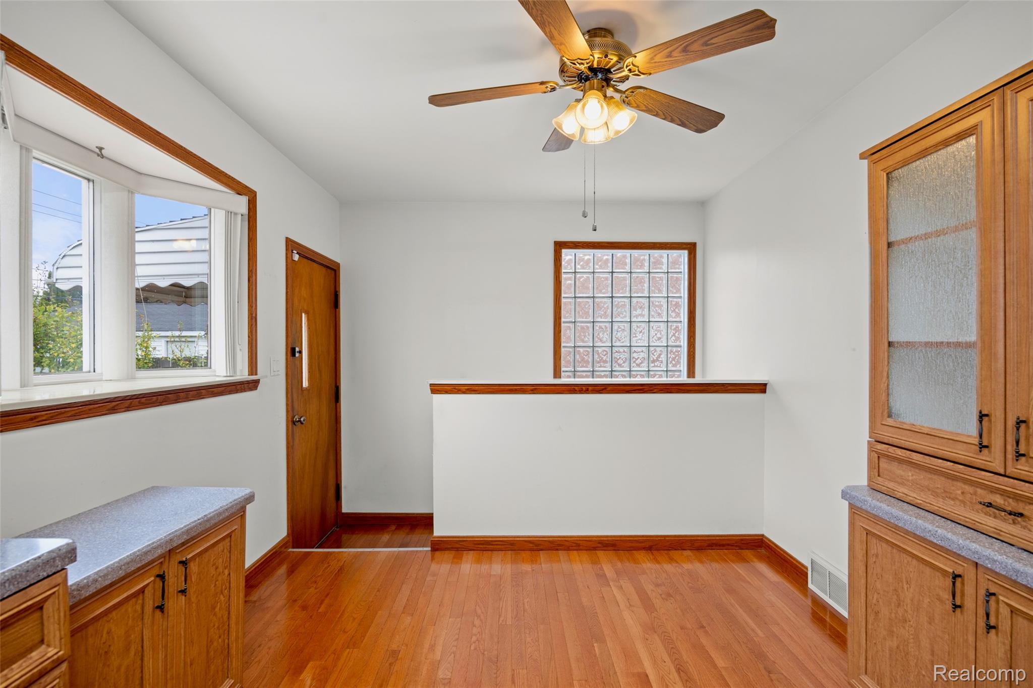 28805 Groveland Street