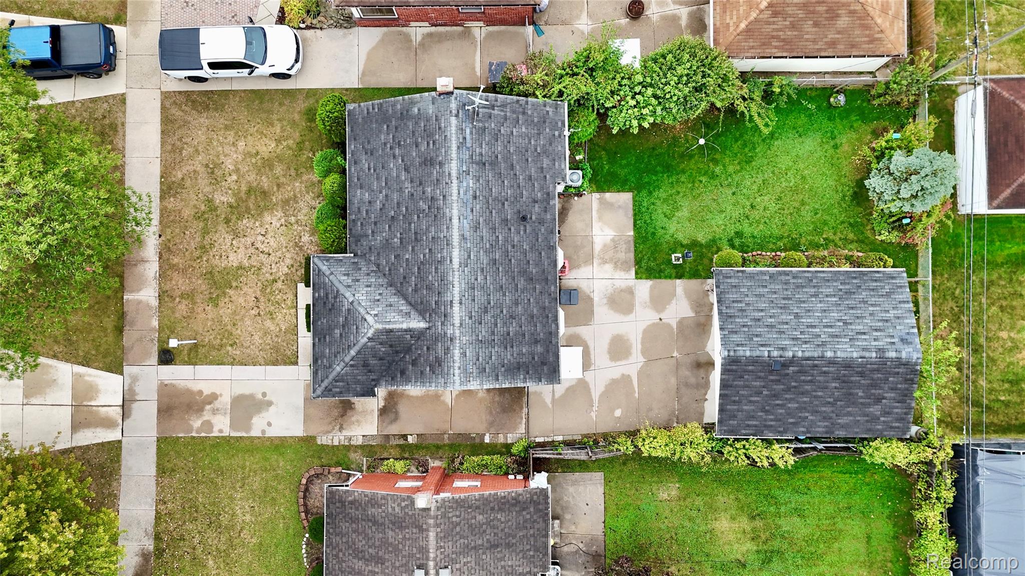 28805 Groveland Street