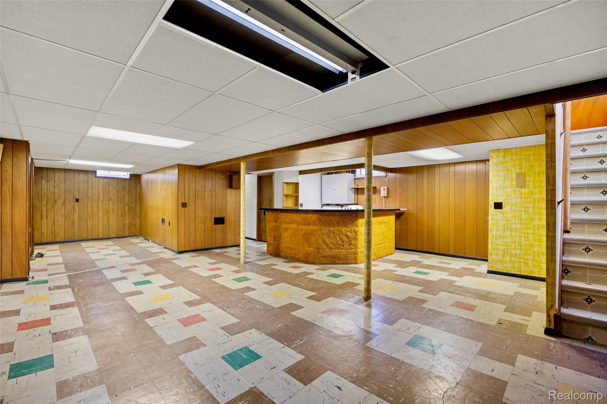 28805 Groveland Street