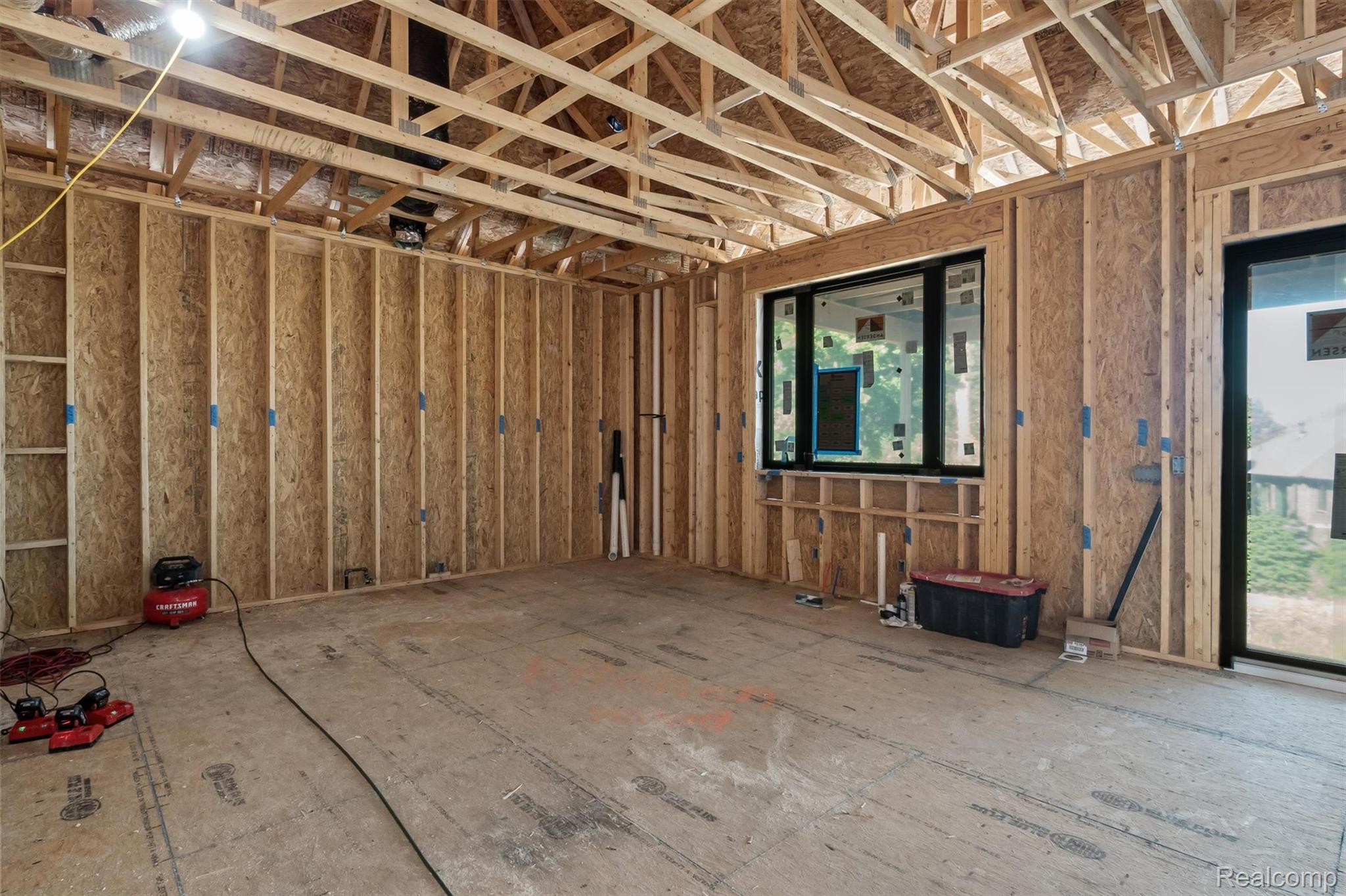 4380 The Heights Boulevard