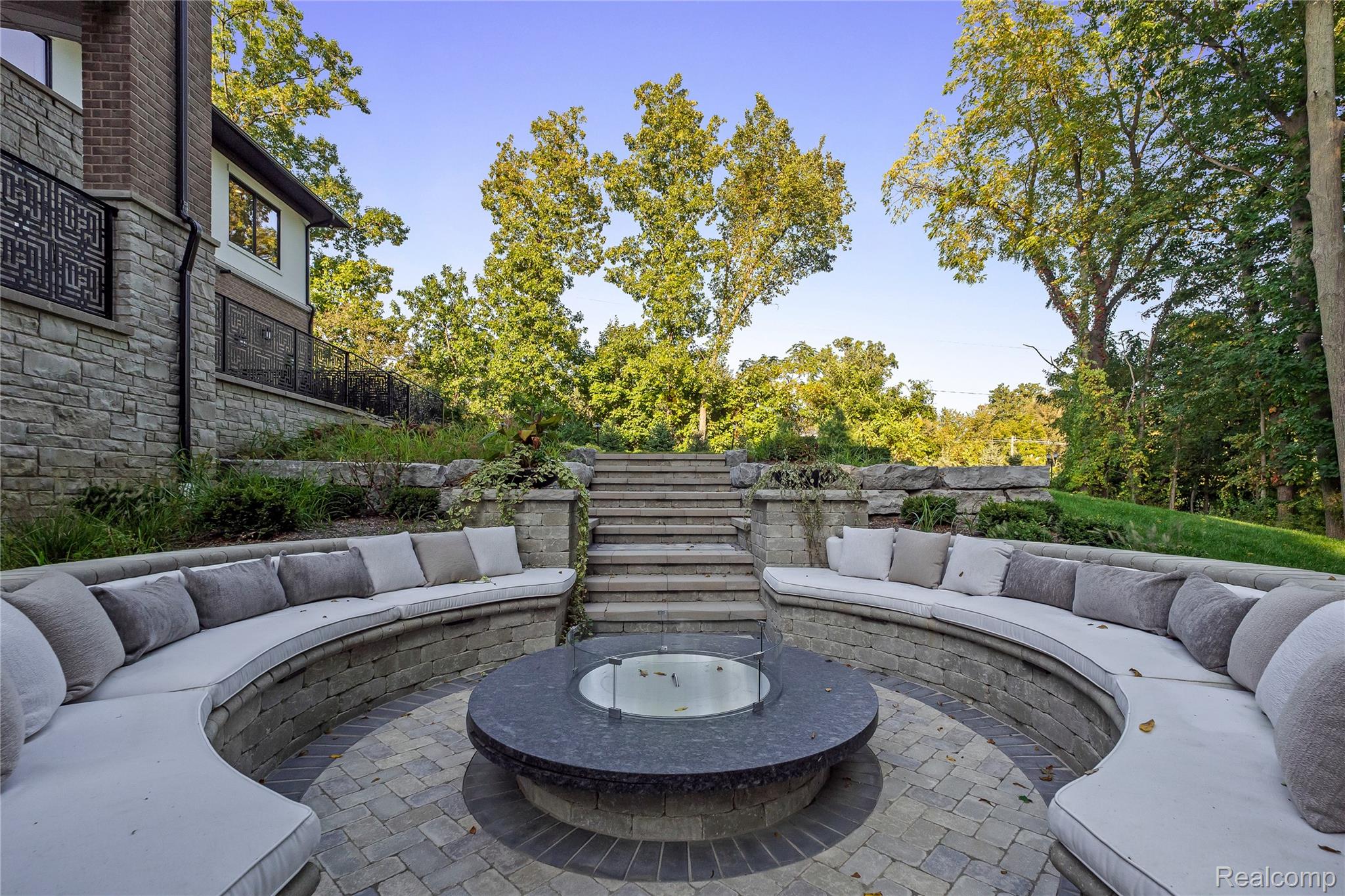 559 Barrington Park Drive