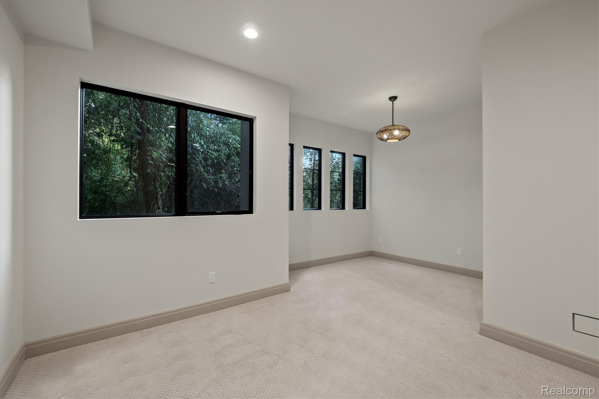 559 Barrington Park Drive