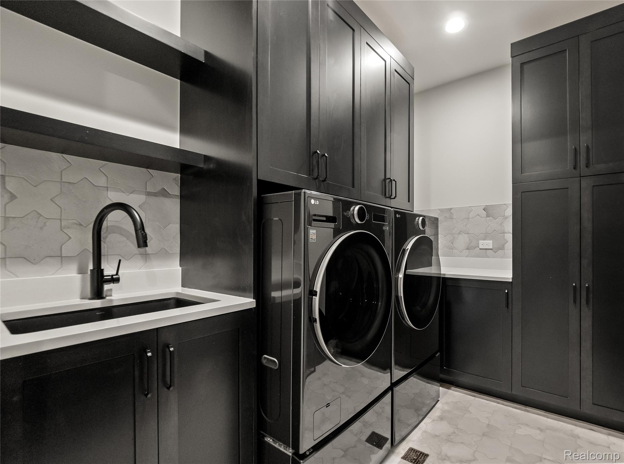 559 Barrington Park Drive