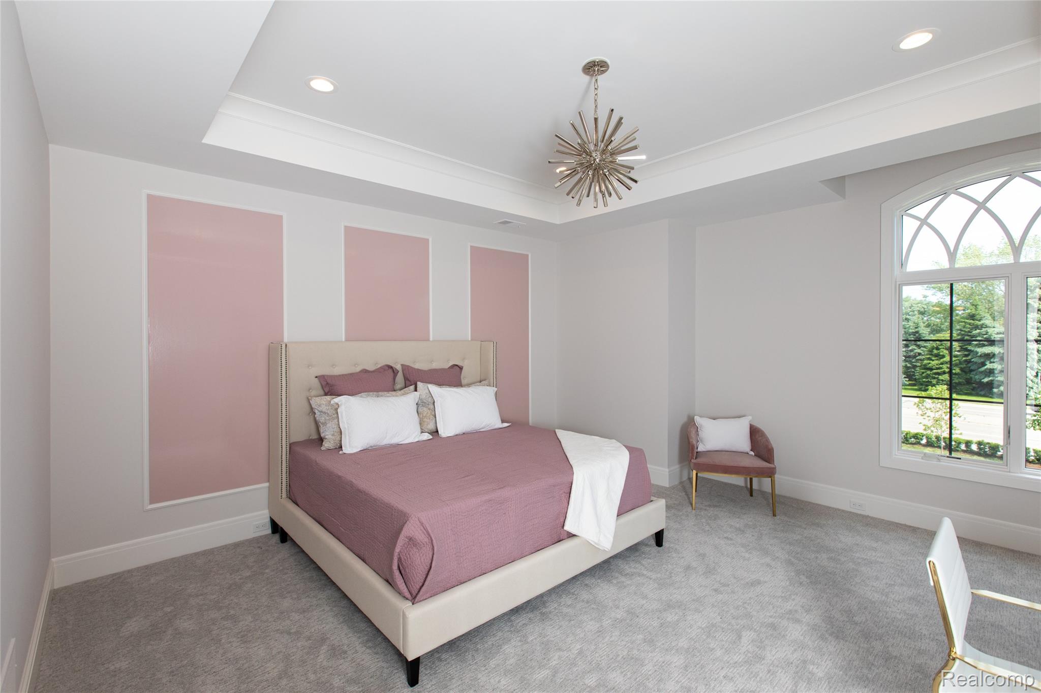 556 Barrington Court