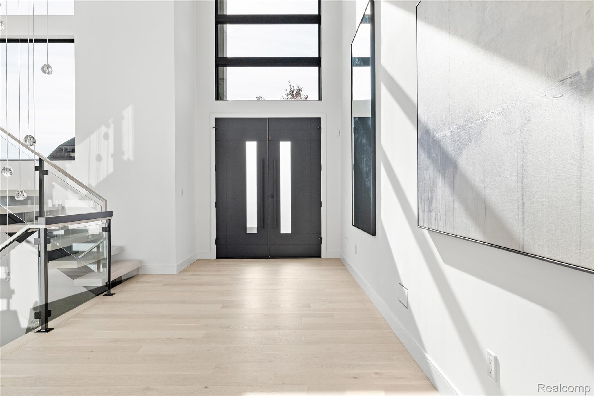 4512 Pinnacle Boulevard