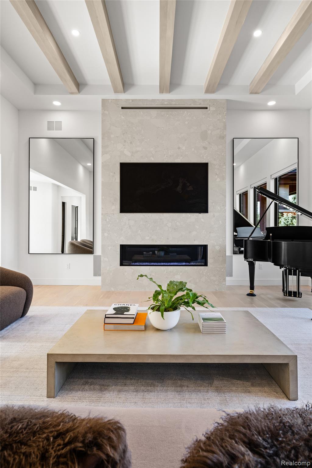 3026 Heron French Provincial