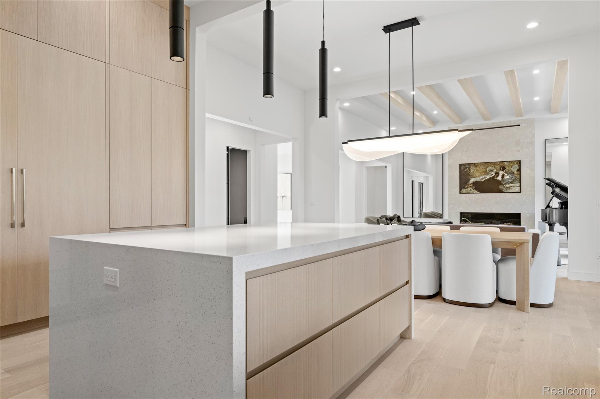 3026 Heron French Provincial